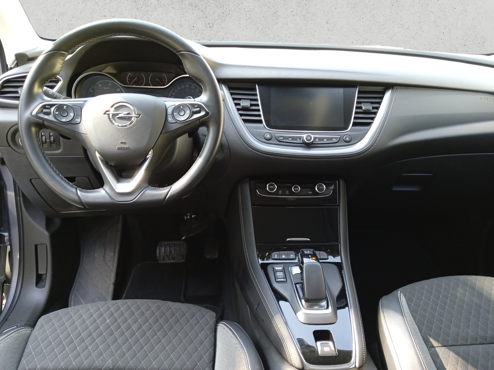 OPEL Grandland X 1.6 T PHEV Excellence-image-14