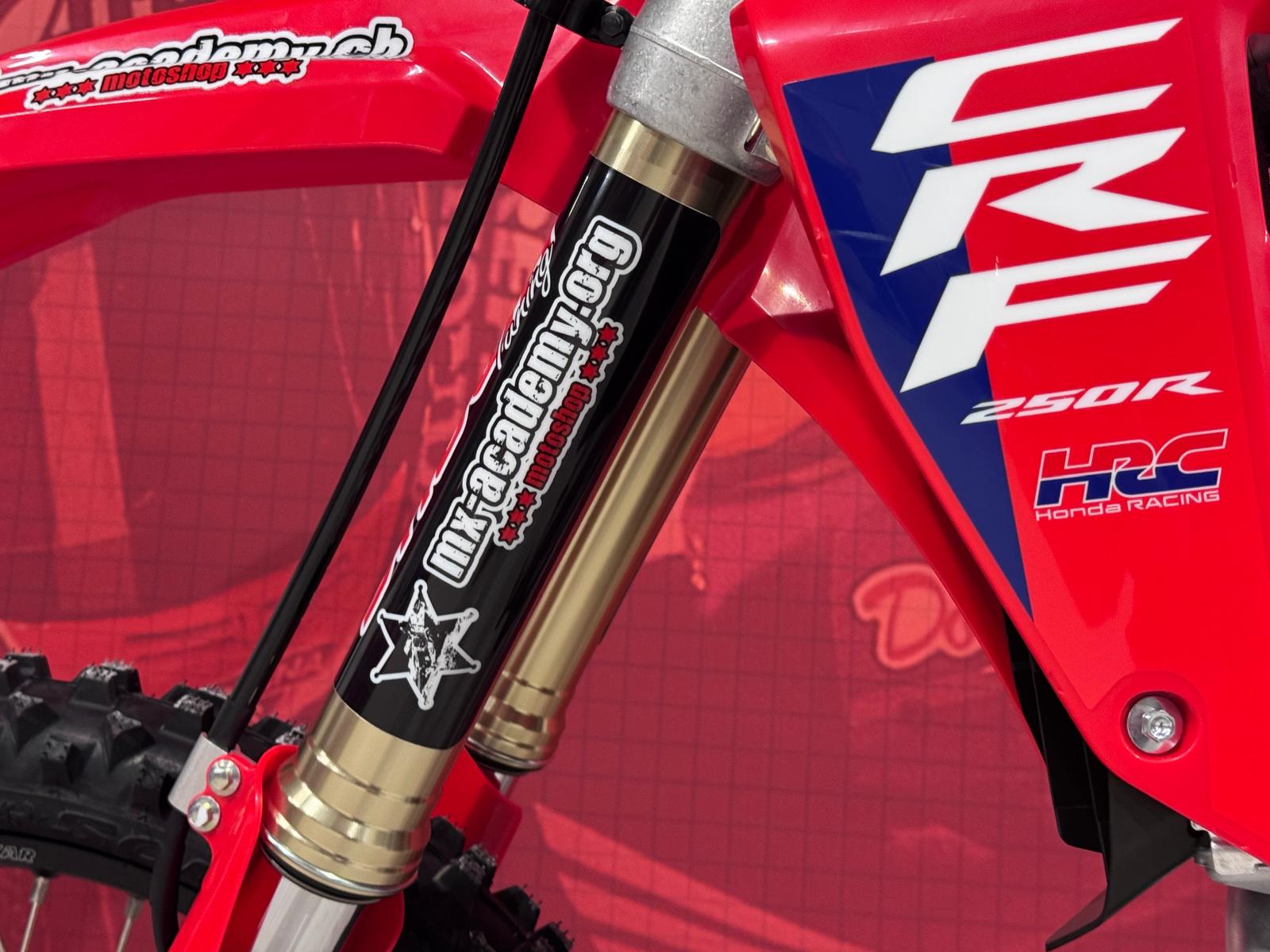 HONDA CRF 250 R *2025 Model* *Neufahrzeug*-image-7