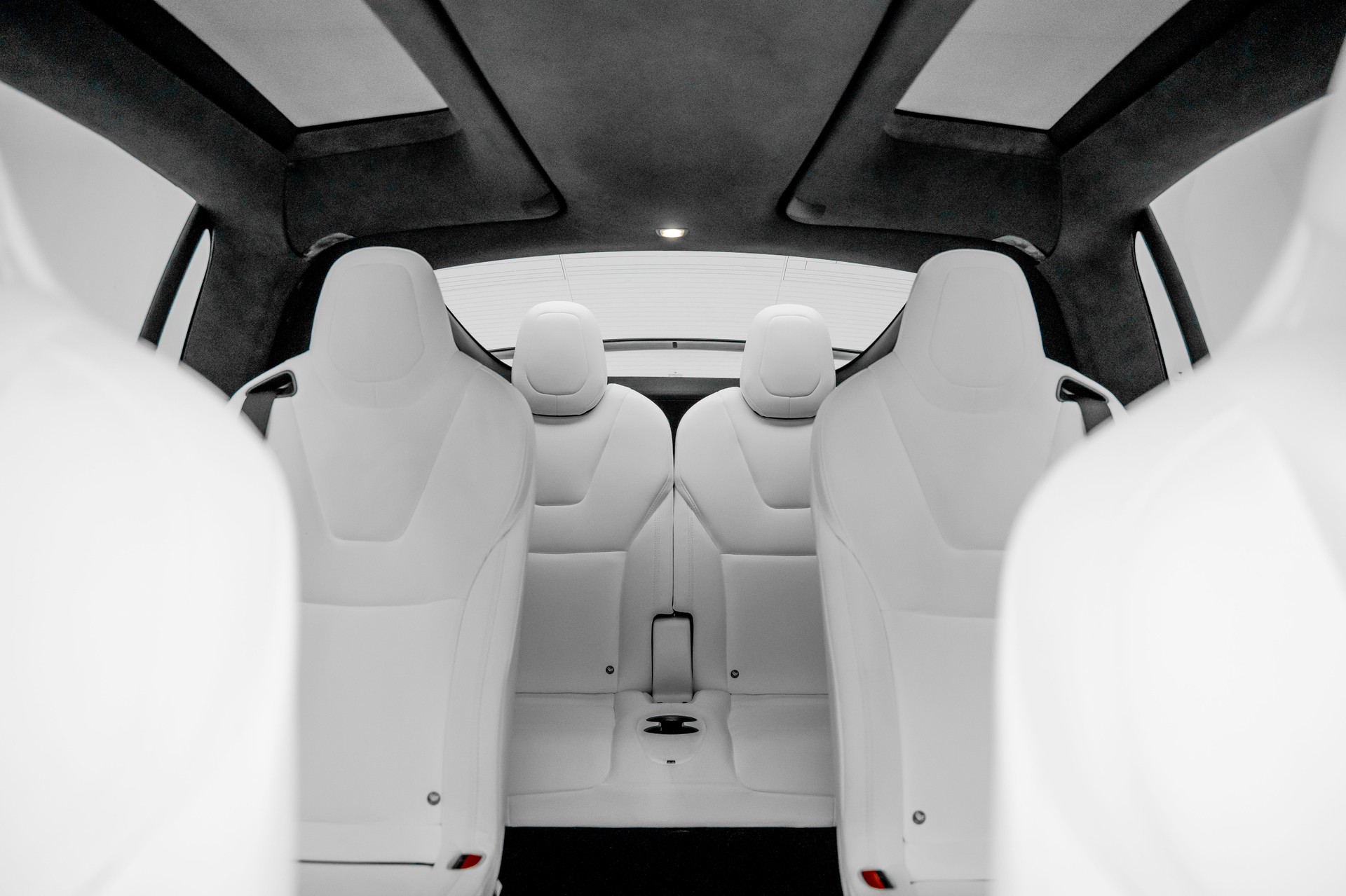 TESLA Model X 100 D-image-14