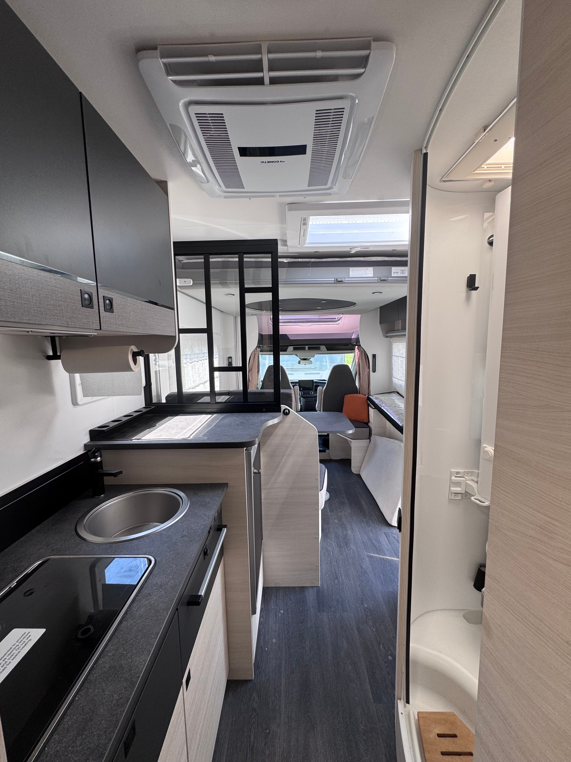 CHALLENGER 240 Graphite Premium-image-8