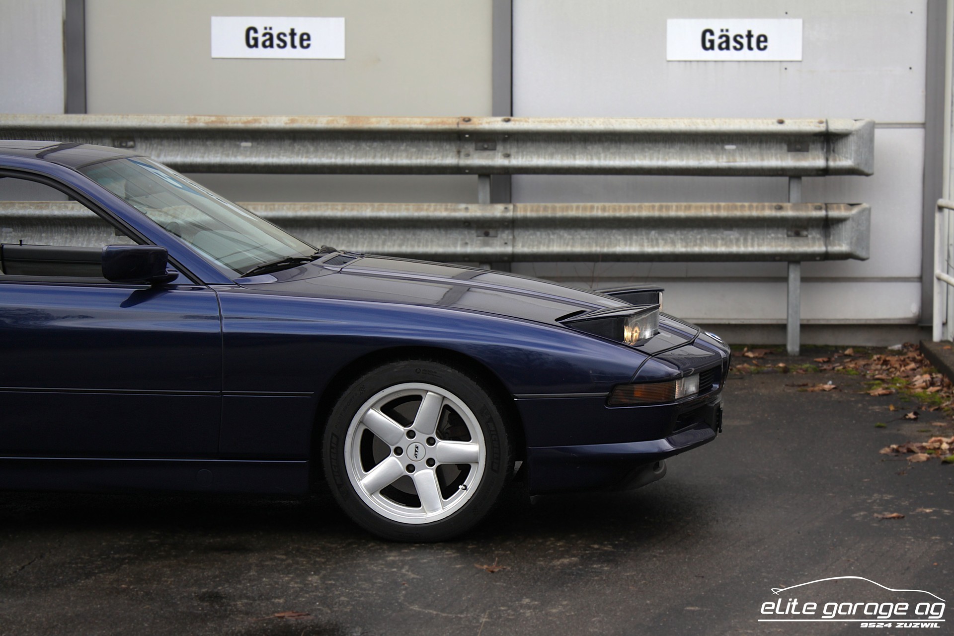 BMW 850i-image-9