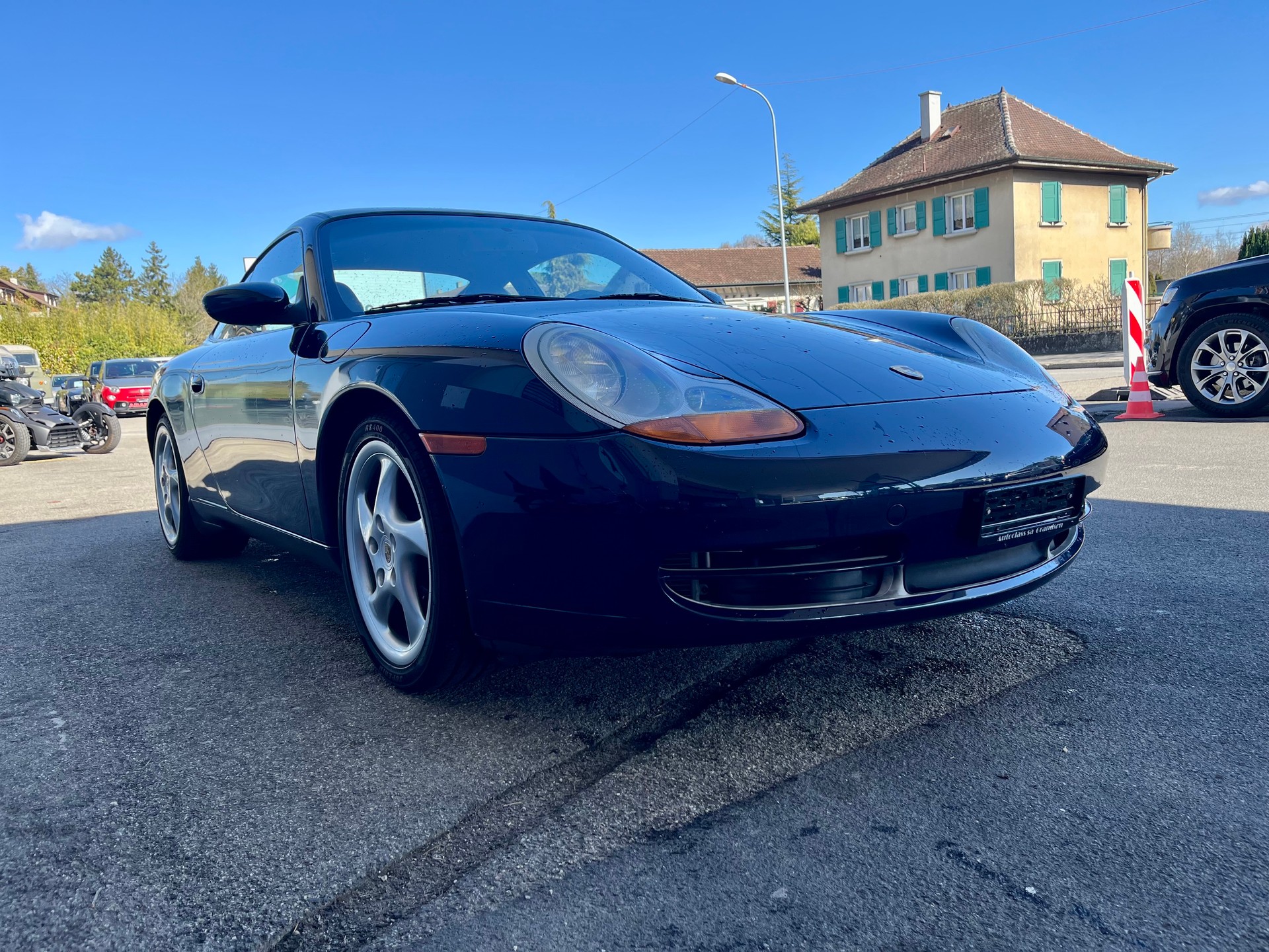 PORSCHE Carrera 2-showroom-element-3