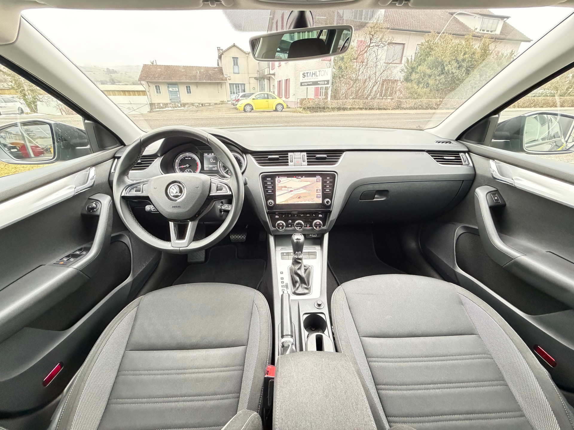 SKODA Octavia Combi 1.0 TSI Ambition DSG-image-17