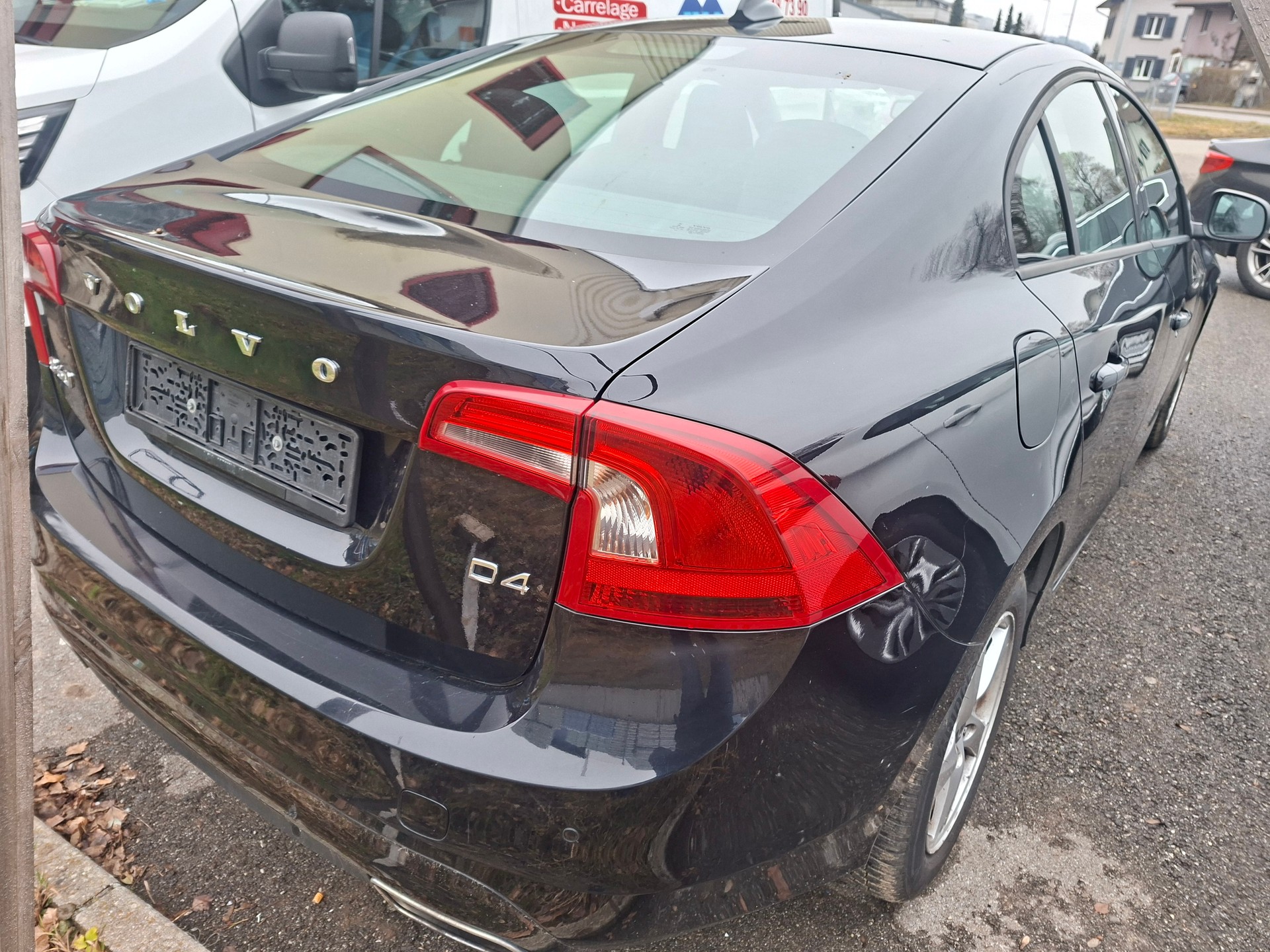 VOLVO S60 D4 Momentum A Geartronic-image-4