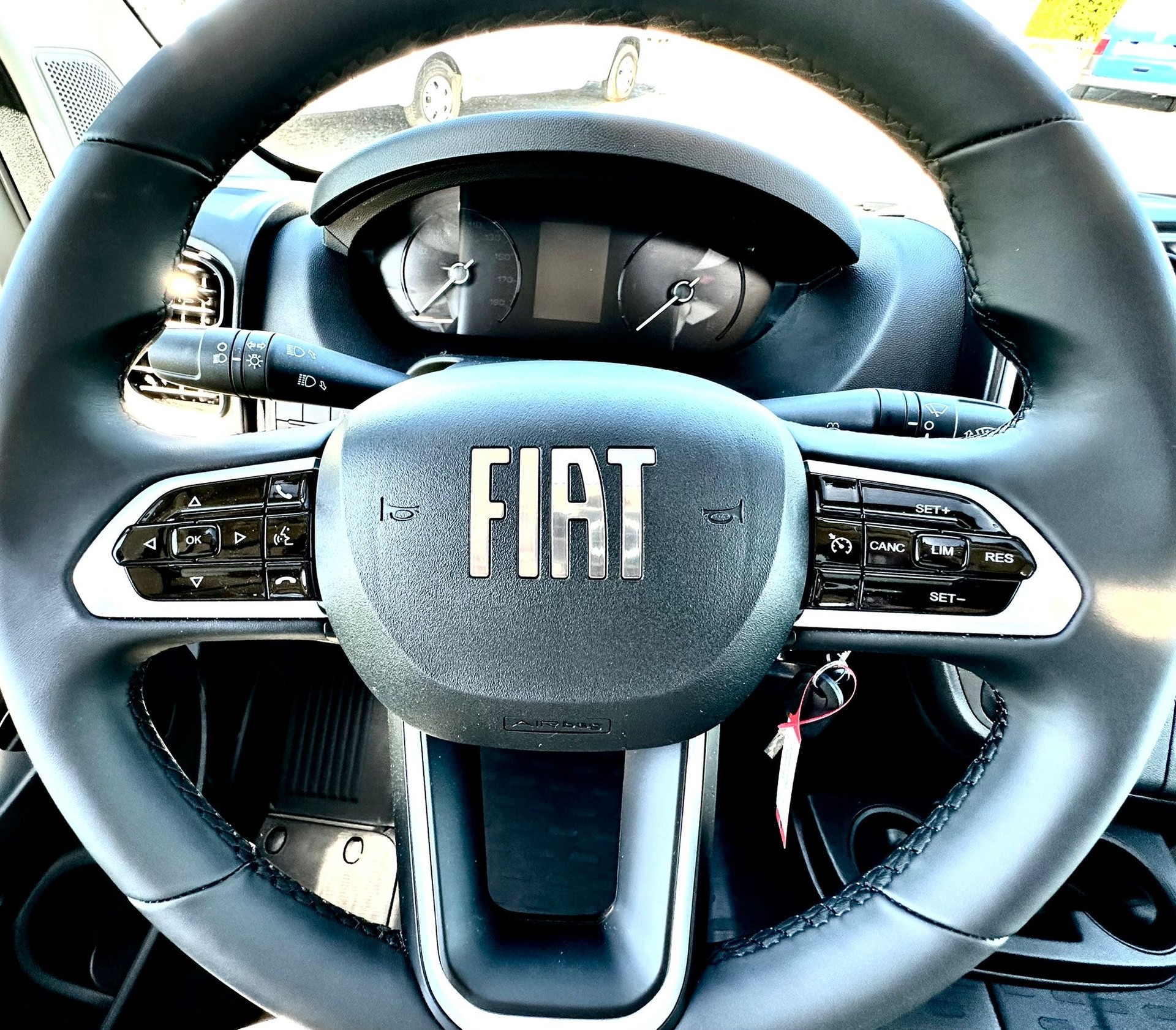 FIAT Fiat 2.2 140 PS ***LMC INNOVAN 8G-AUTOMAT 70 Jahre Edition-image-19