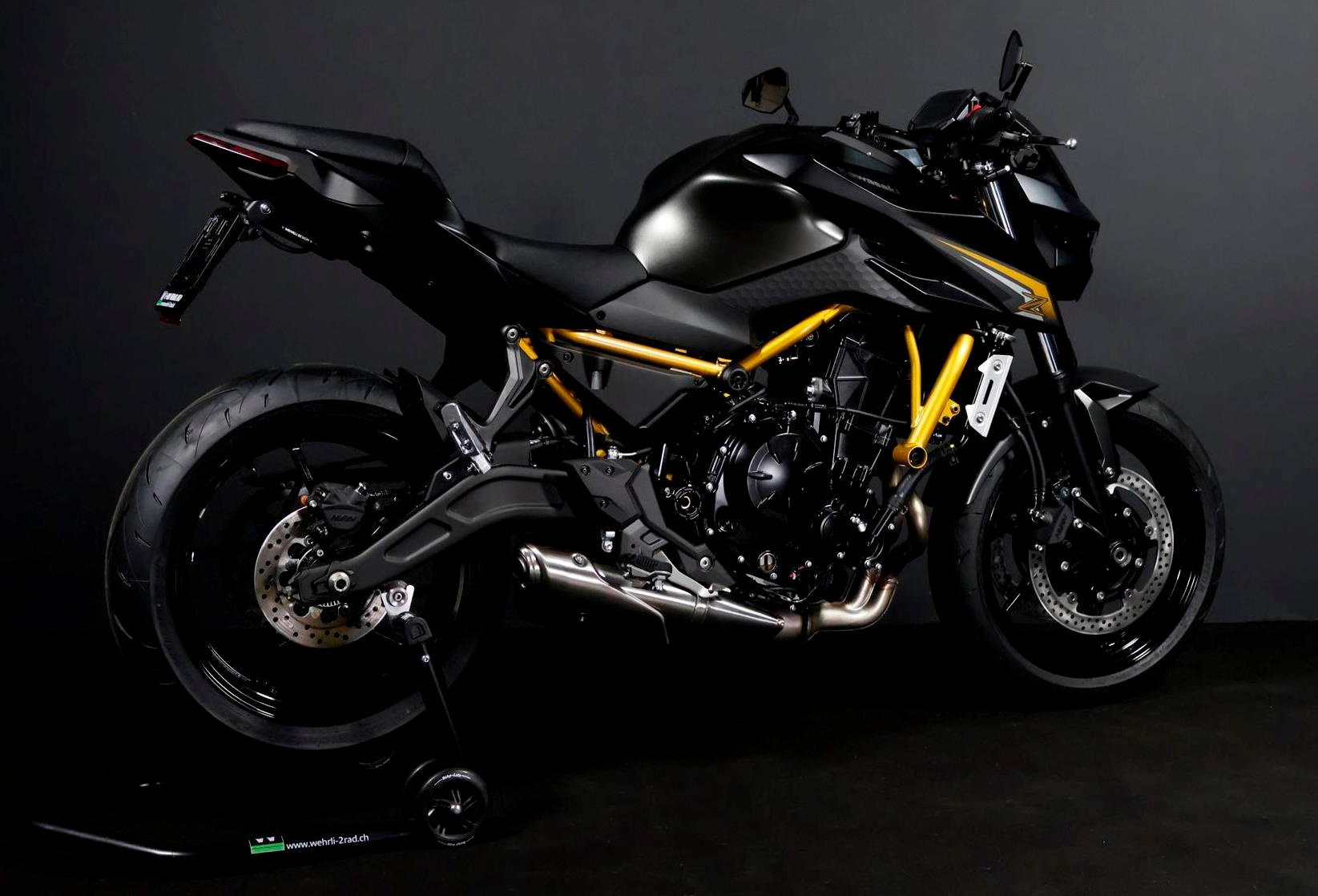 KAWASAKI Z 650 S (50/35 KW) Level 2 - Sofort lieferbar-image-11