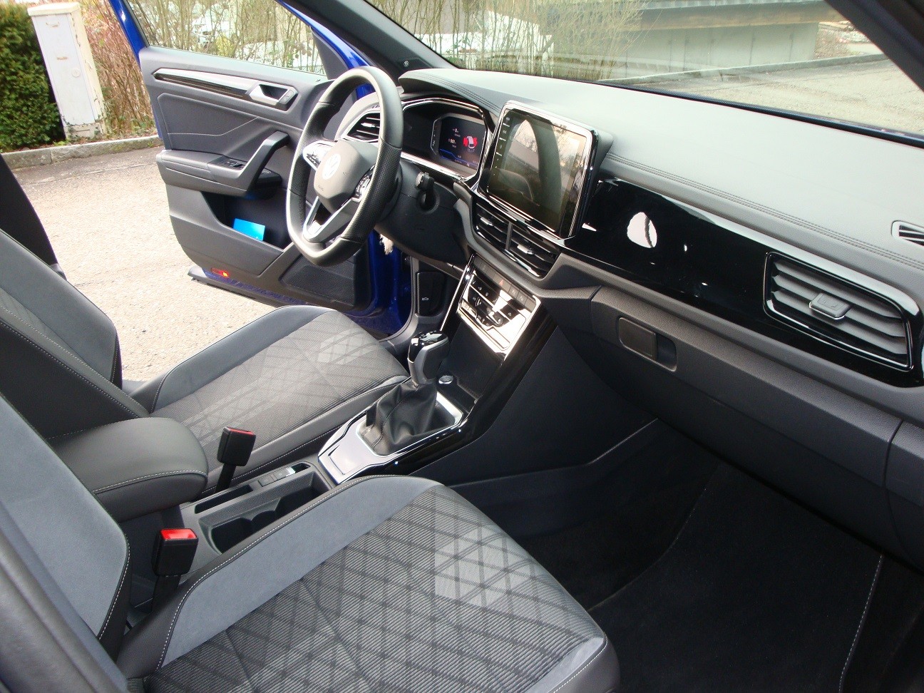 VW T-Roc 1.5 TSI EVO R-Line DSG-image-9