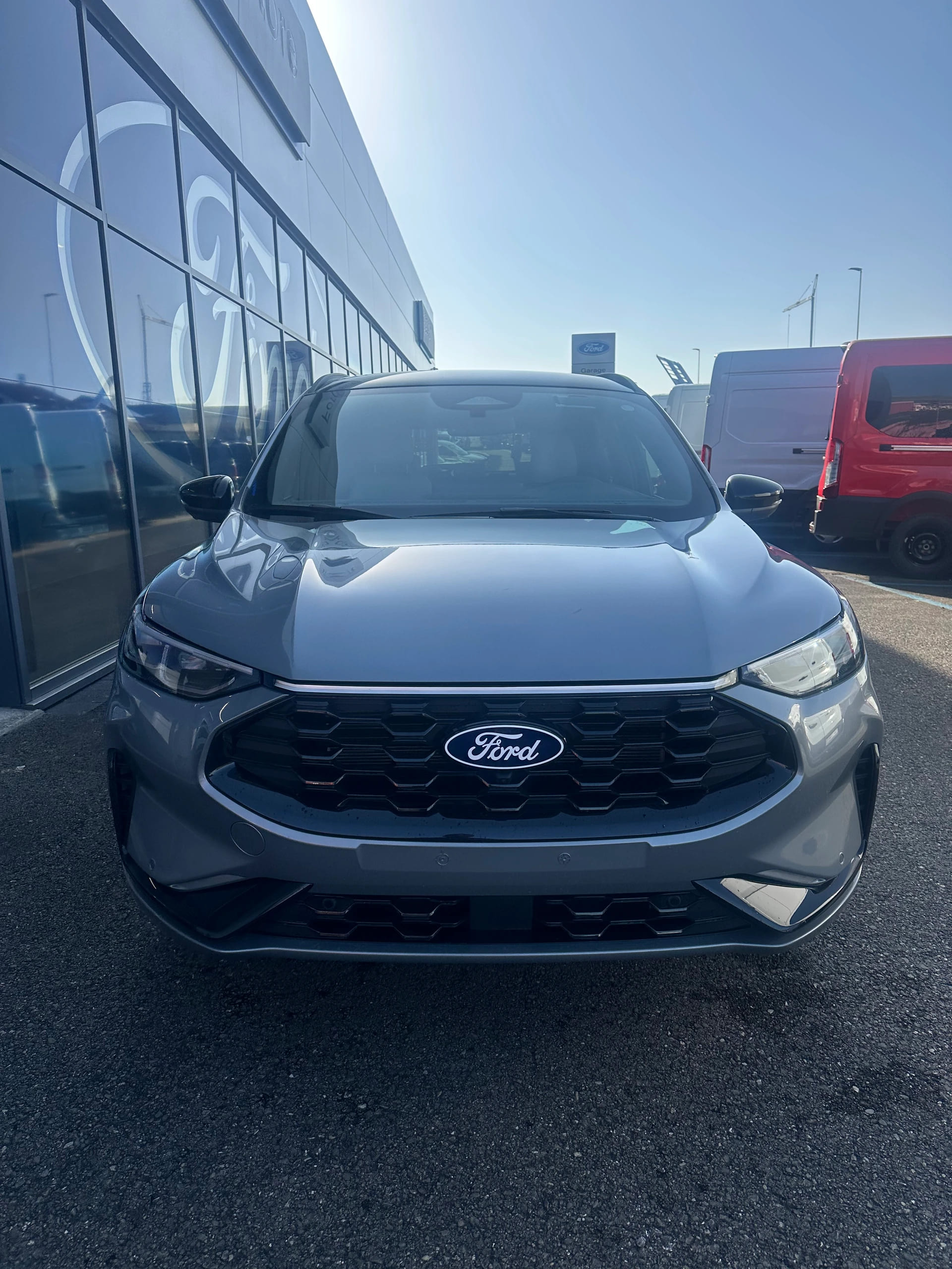 FORD Kuga 2.5 Hybrid Sound Edition FHEV/4x4-image-8