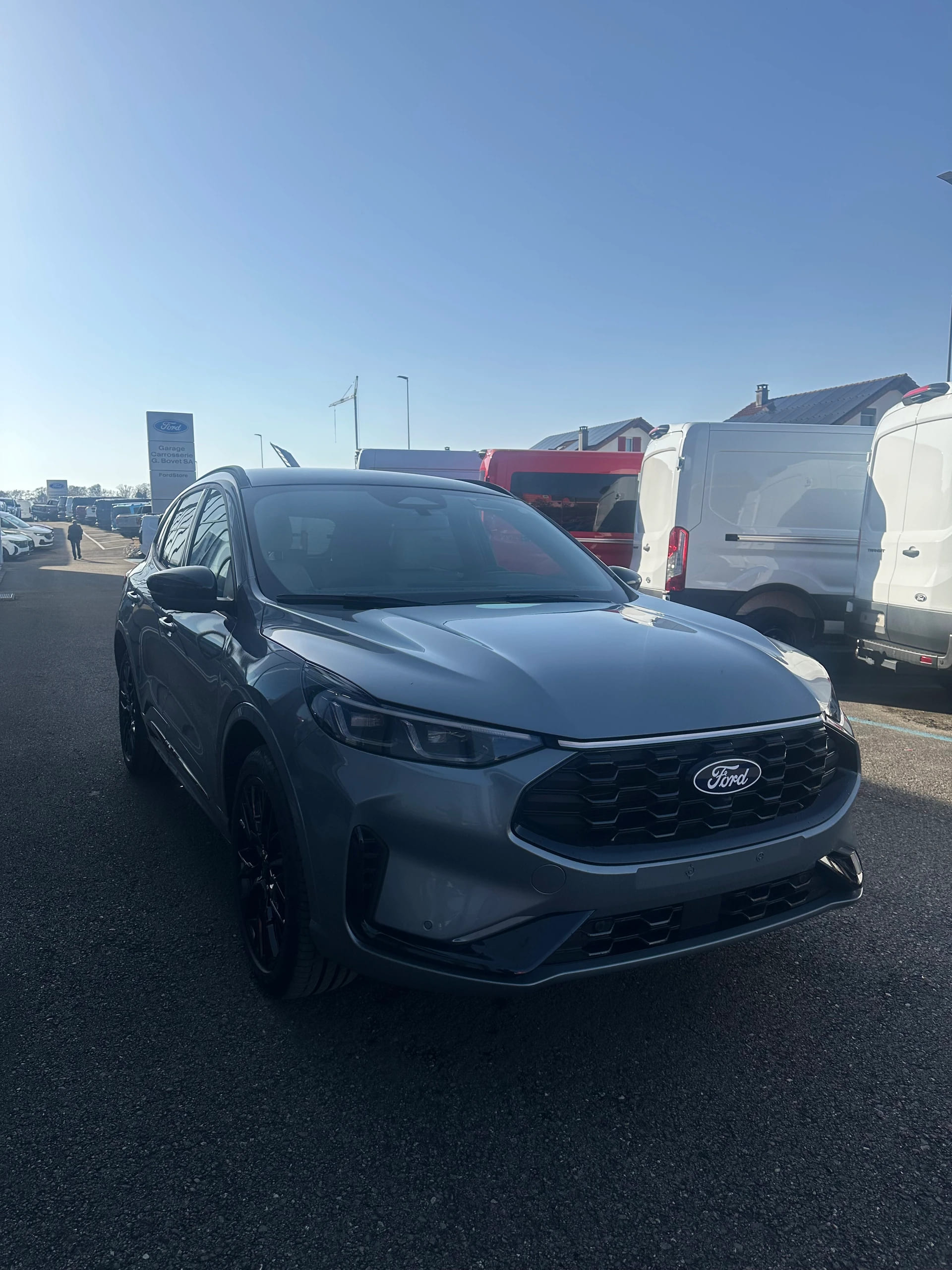FORD Kuga 2.5 Hybrid Sound Edition FHEV/4x4-image-7