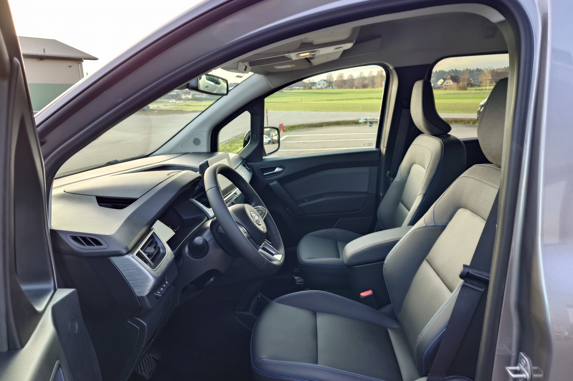 NISSAN Townstar L1 1.3 DIG-T 130 Tekna-image-7