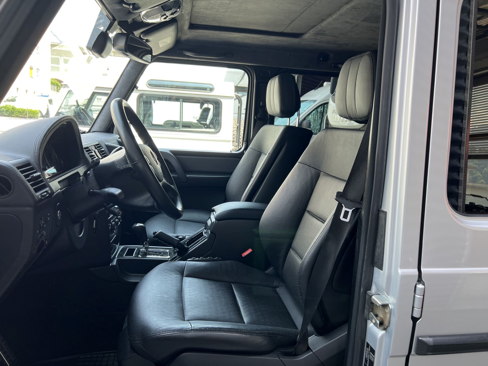 MERCEDES-BENZ G 350 BlueTEC 7G-Tronic-image-6