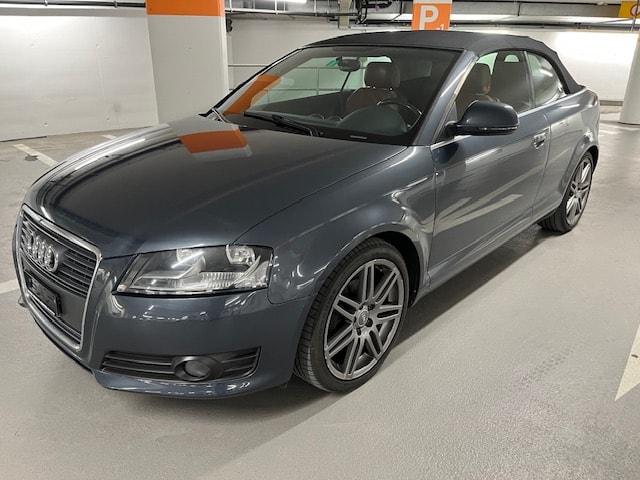 AUDI A3 Cabriolet 1.8 TFSI Ambition-image-4