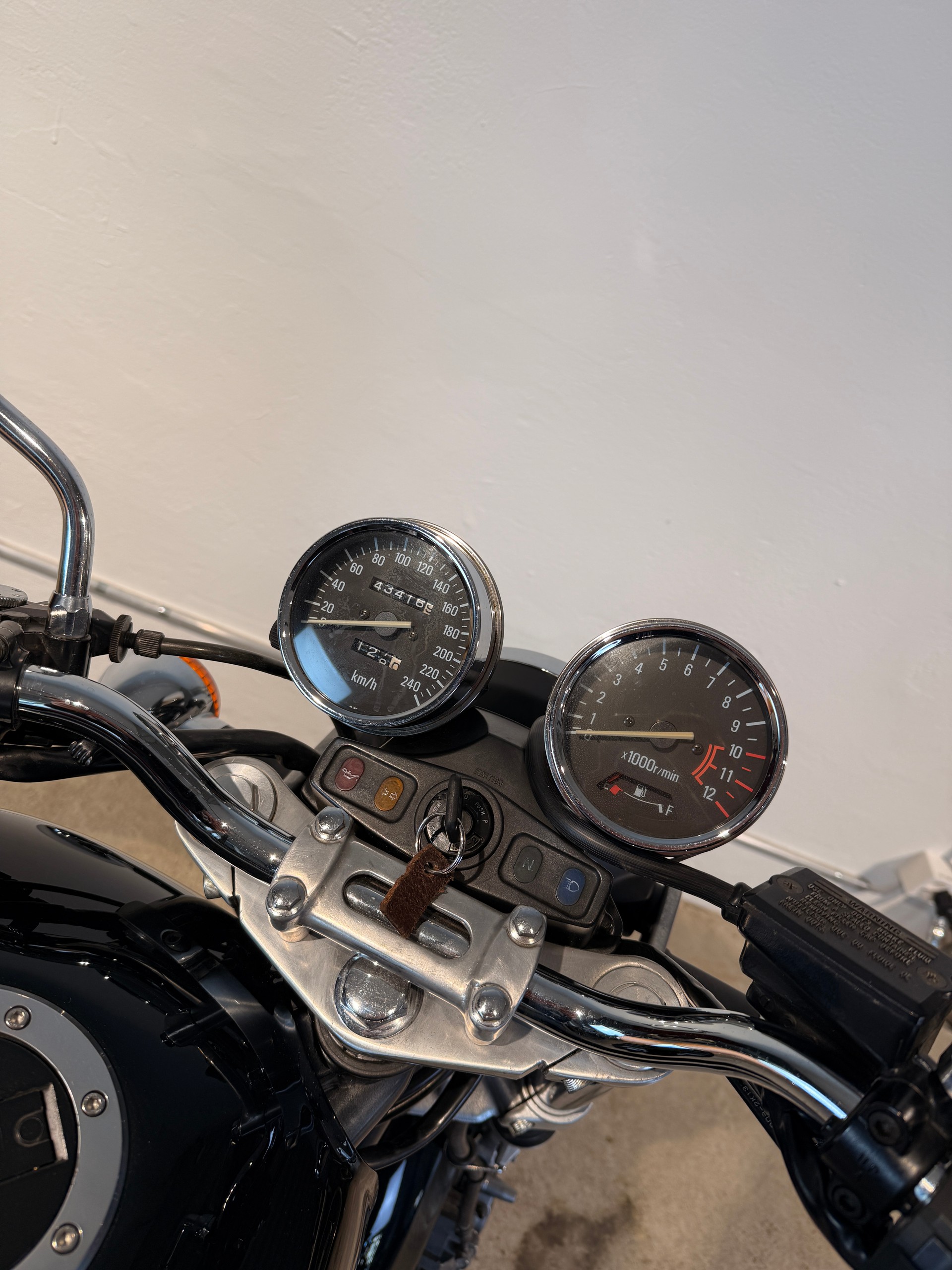 KAWASAKI Zephyr 750-image-8
