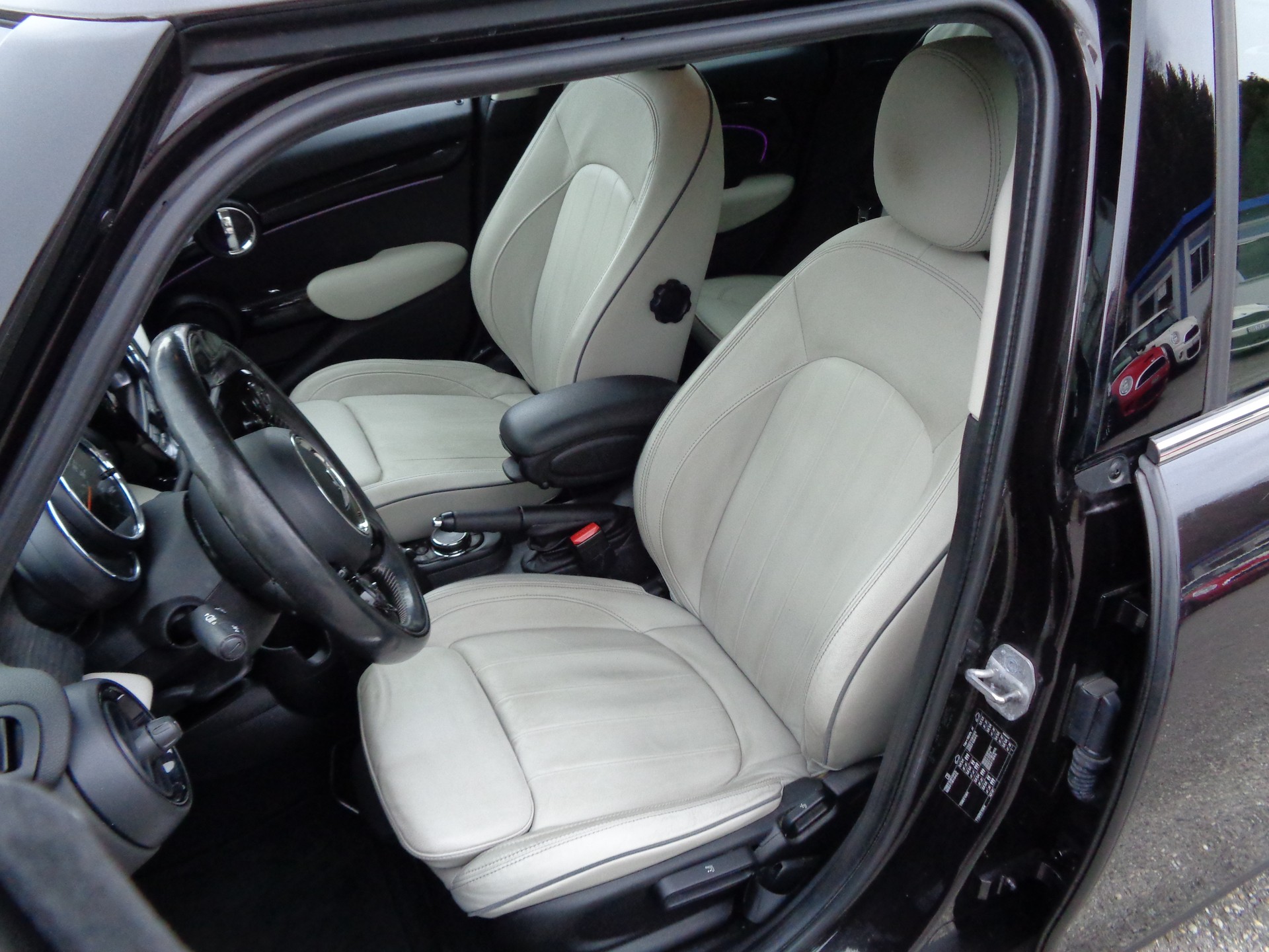 MINI Cooper-image-9