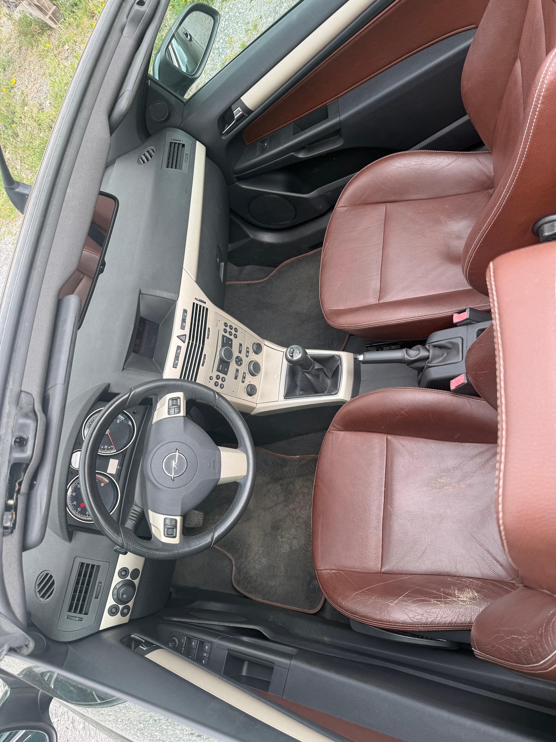 OPEL Astra TT 1.8i 16V Cosmo-image-8
