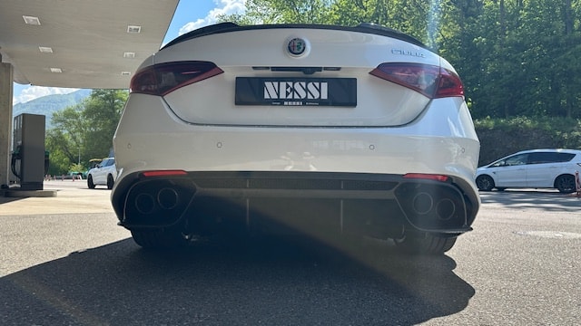 ALFA ROMEO Giulia 2.9 V6 Quadrifoglio Automatic-image-16
