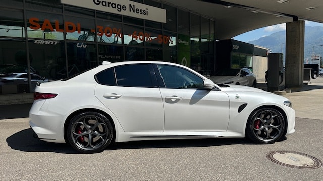 ALFA ROMEO Giulia 2.9 V6 Quadrifoglio Automatic-image-2