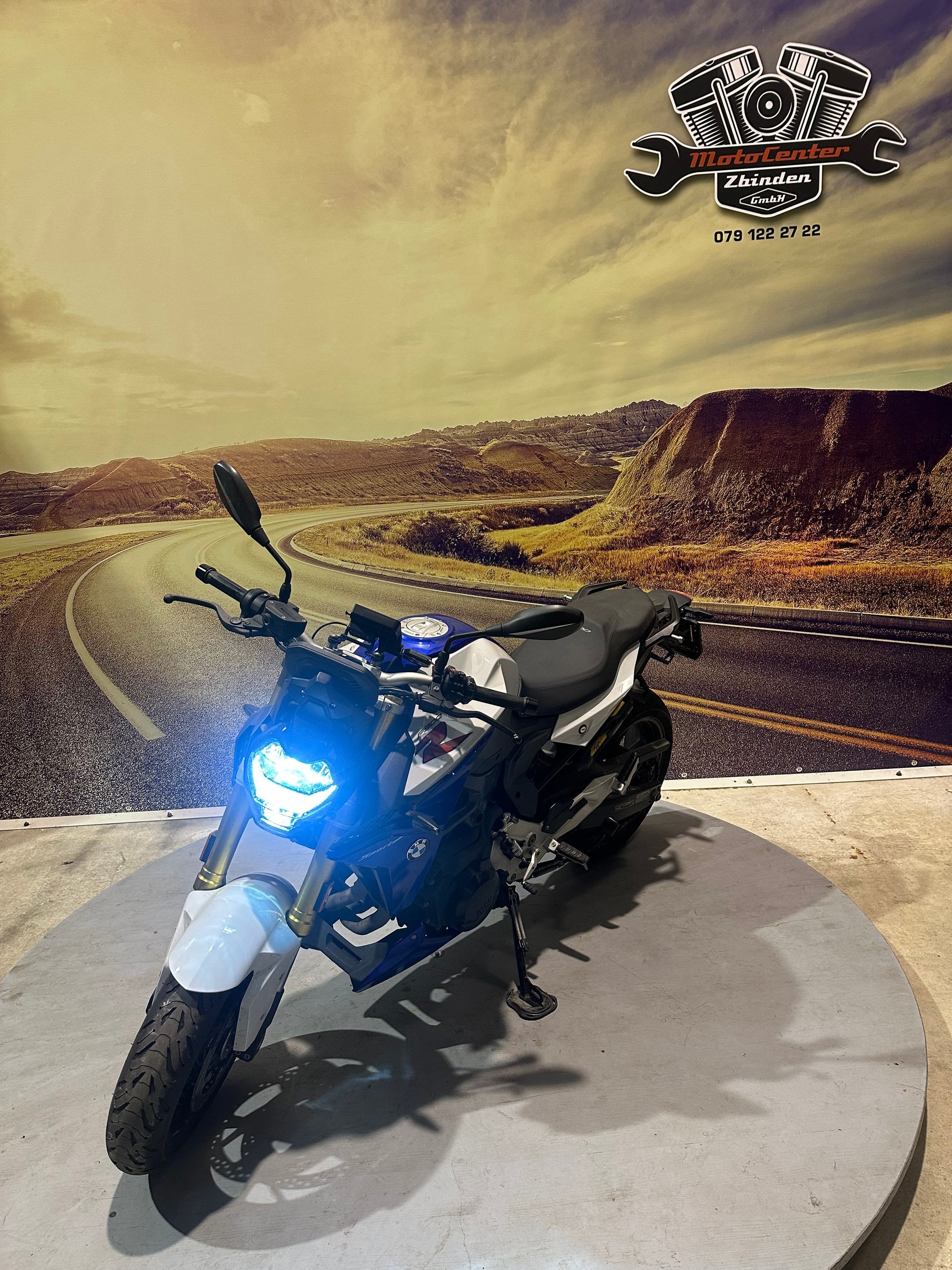 BMW F 900 R ABS-image-3
