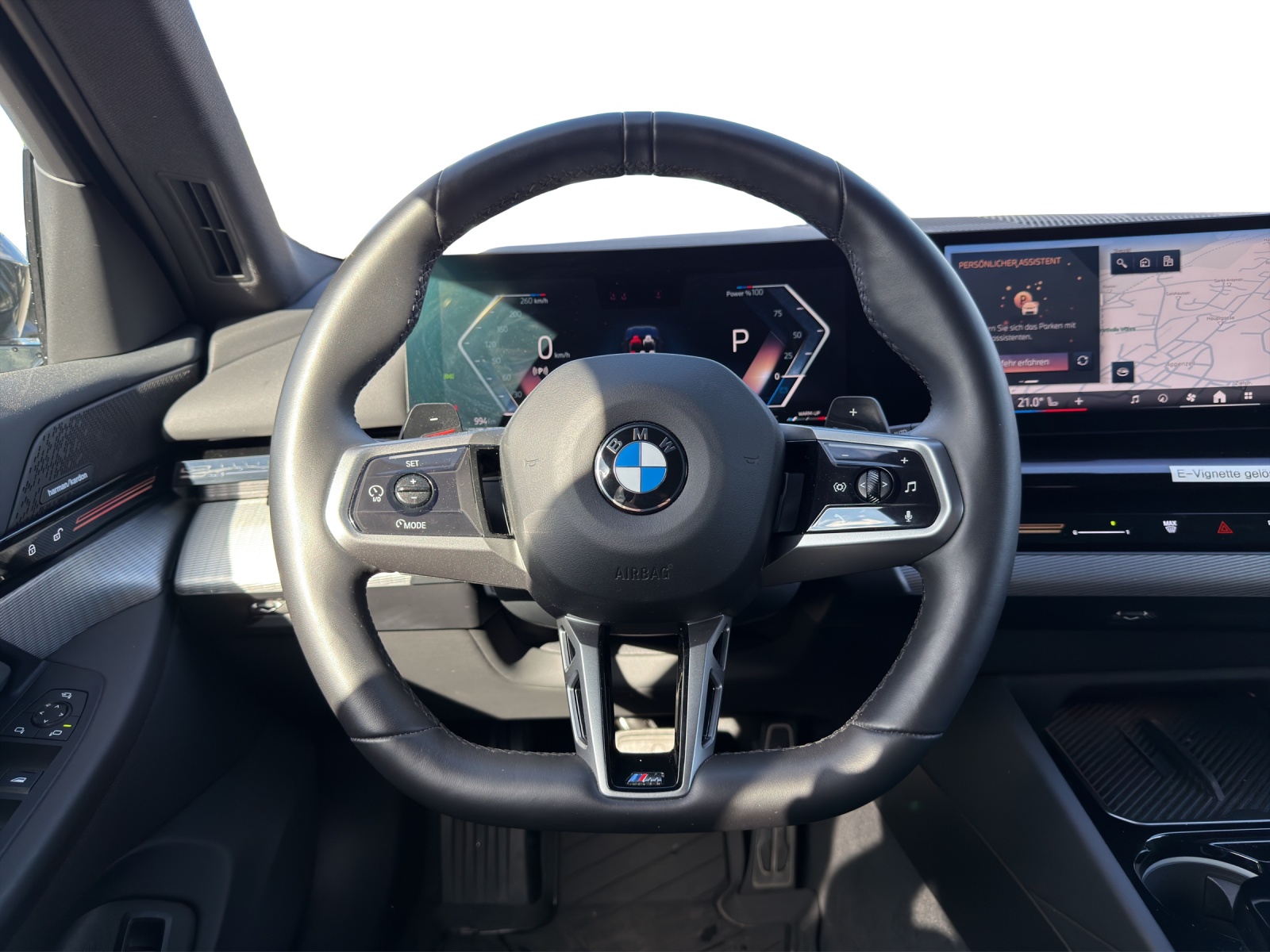 BMW 520d xDrive Touring M Sport-image-9