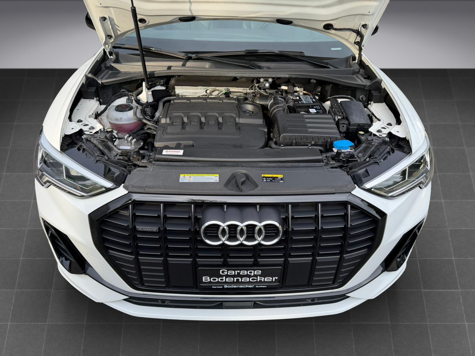AUDI Q3 35 TDI S line quattro S-tronic * S Line Sport Paket *-image-15