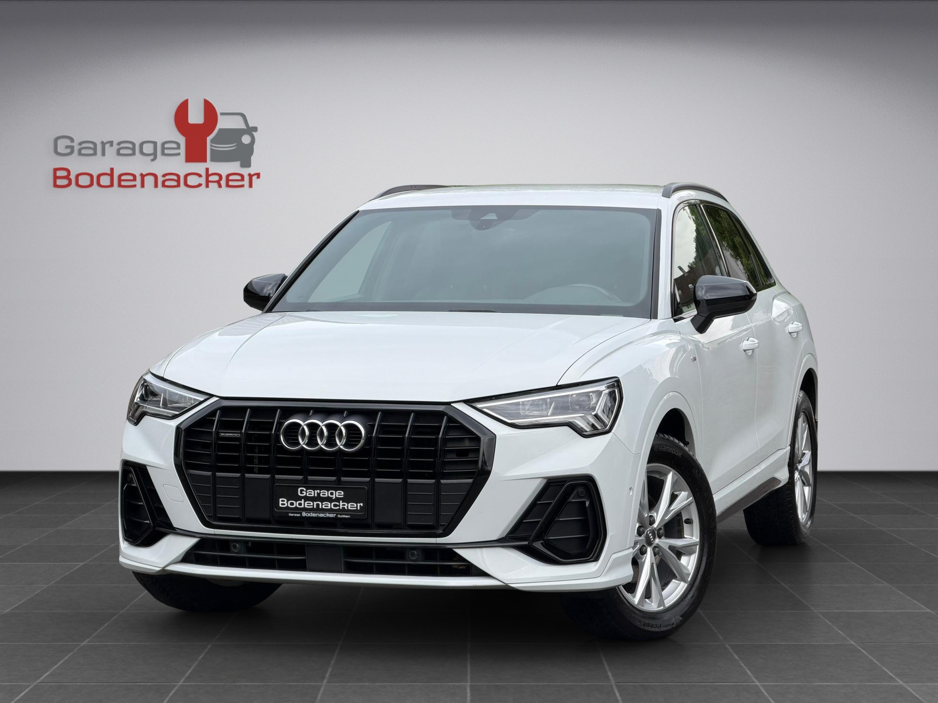 AUDI Q3 35 TDI S line quattro S-tronic * S Line Sport Paket *