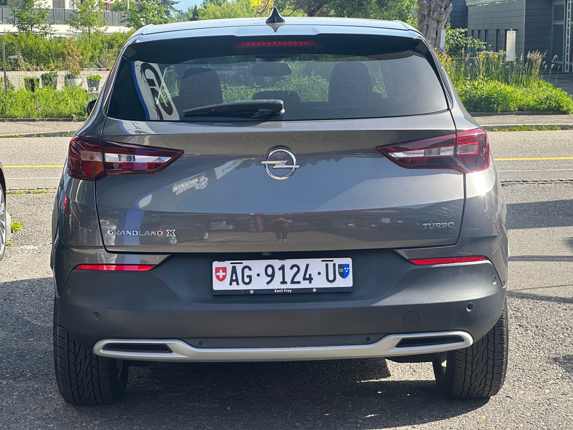 OPEL Grandland X 1.2i TP 120 Years Edition Automatik-image-6