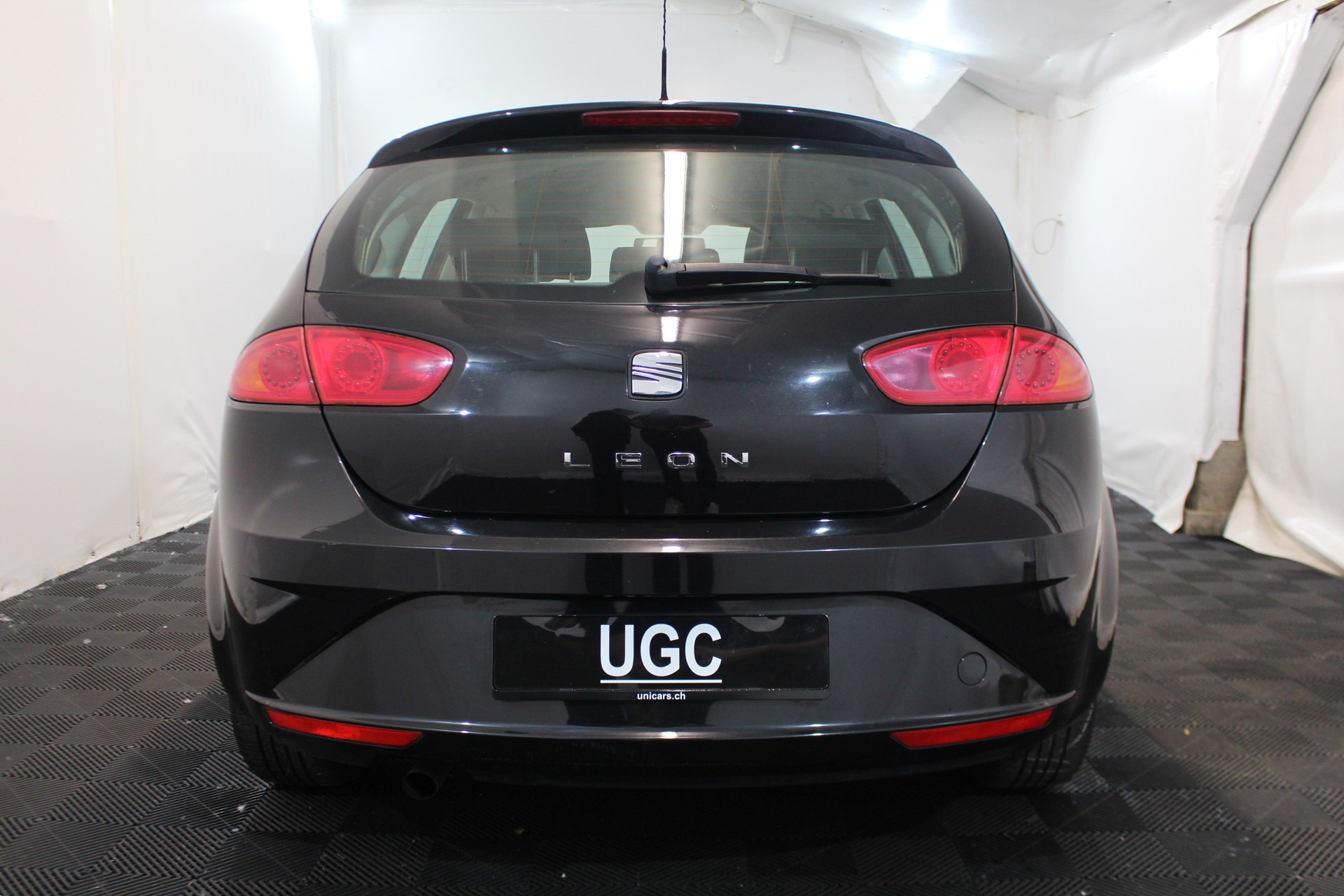 SEAT Leon 1.2 TSI Reference-image-4