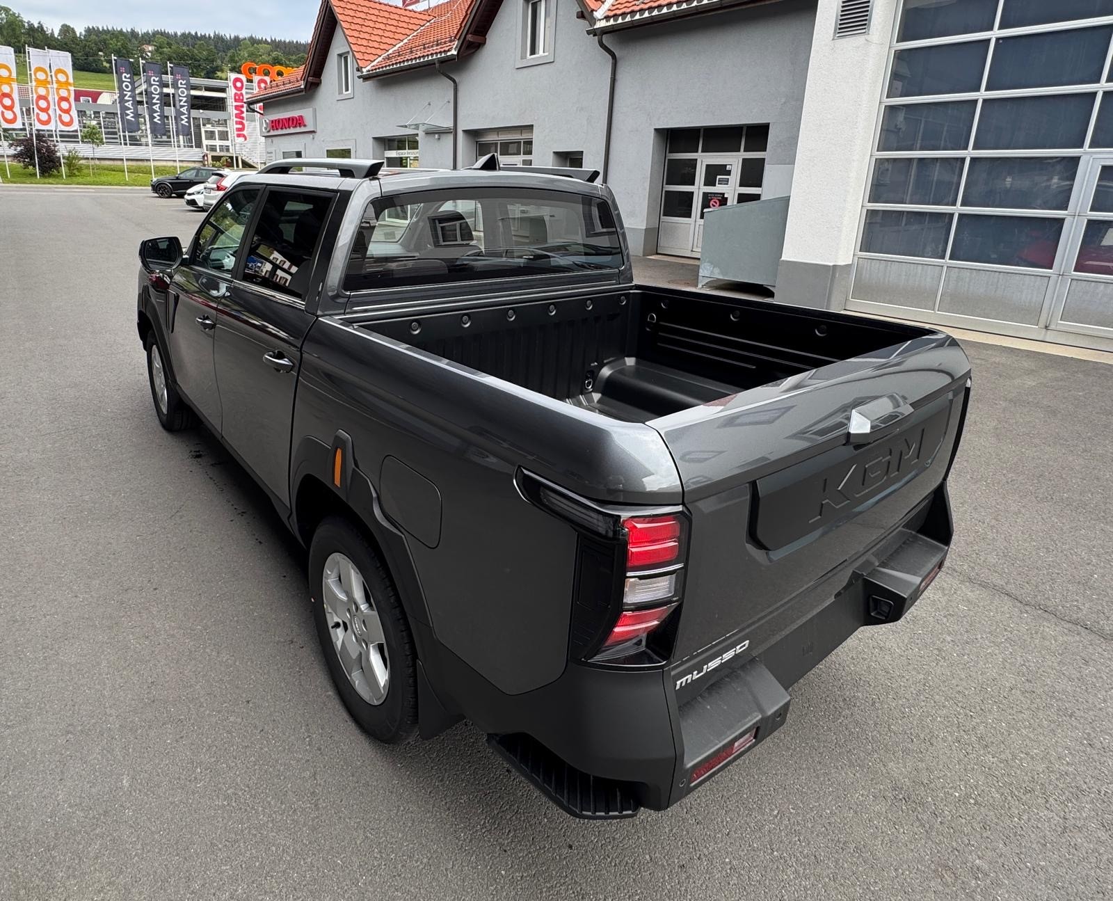KGM-SsangYong Musso 2.2 Platinum 4WD A-image-5