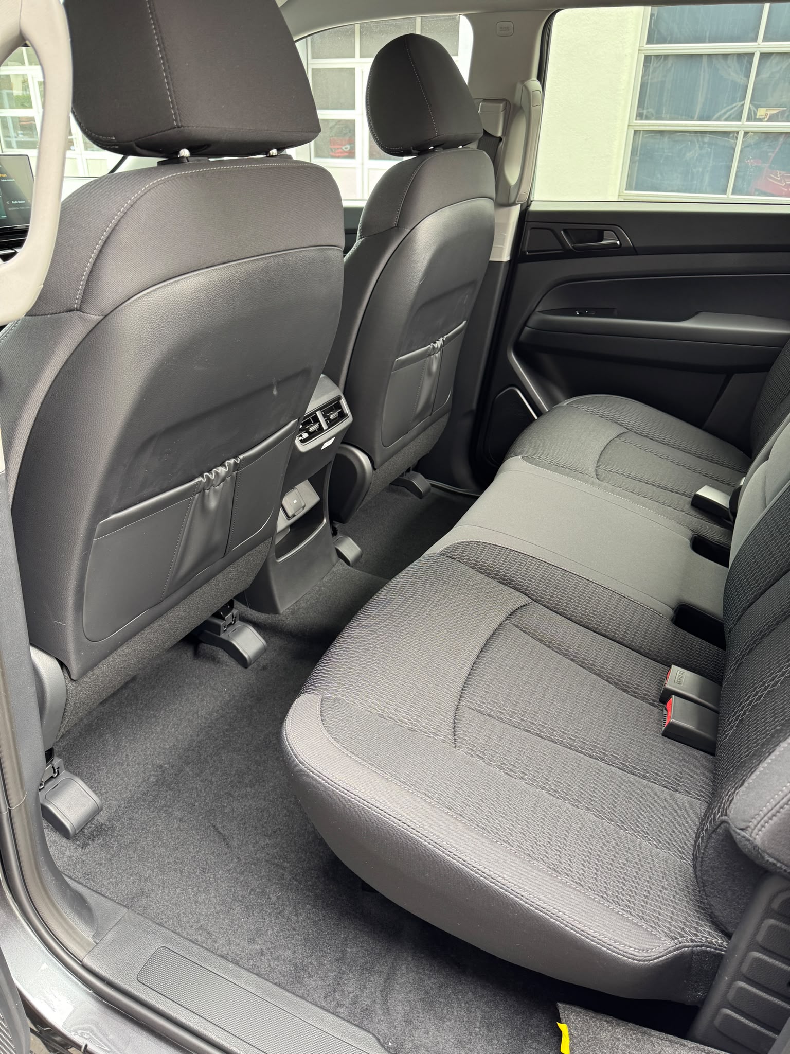 KGM-SsangYong Musso 2.2 Platinum 4WD A-image-11