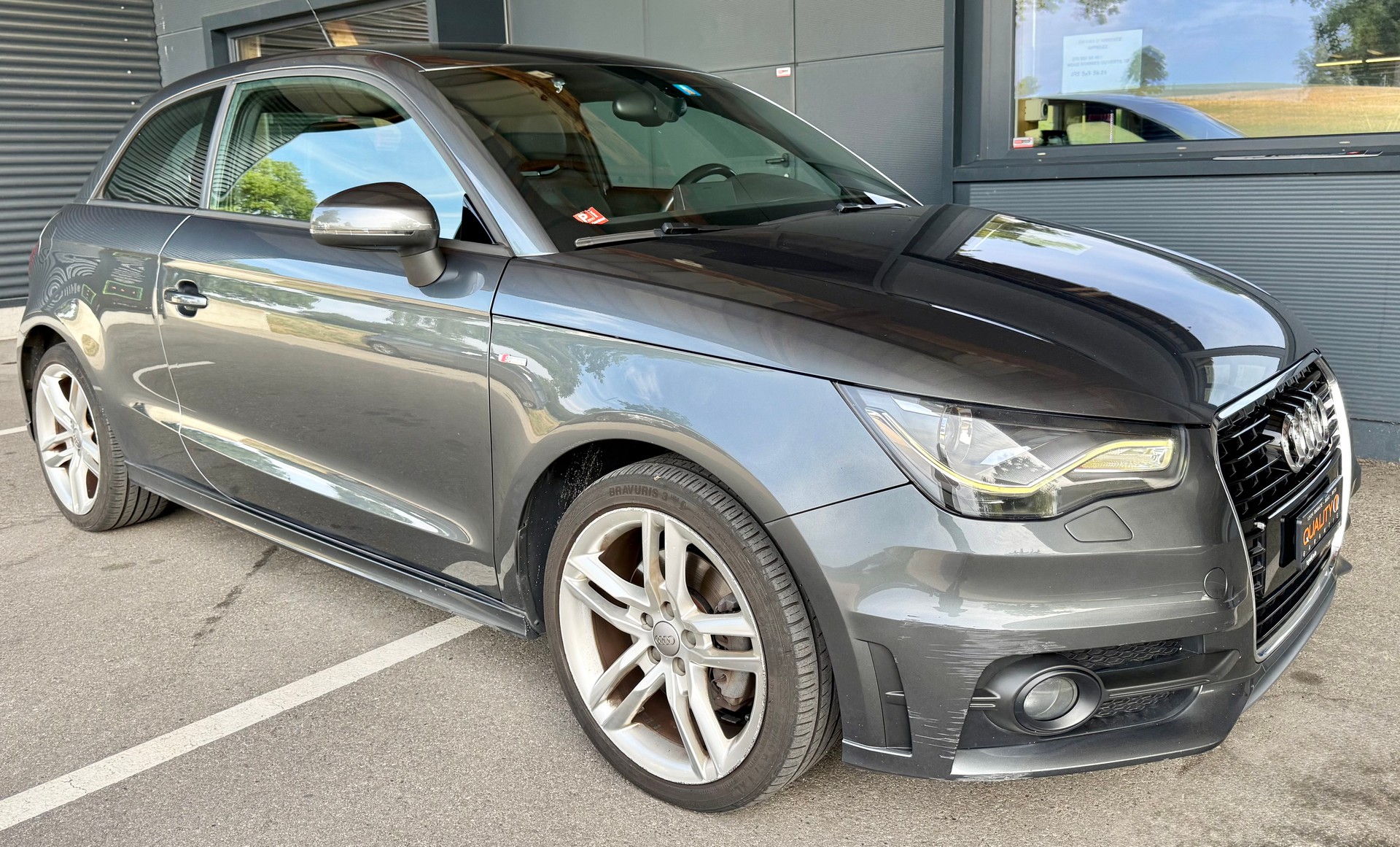 AUDI A1 Sport 1.4 TFSI Ambition S-tronic-image-2