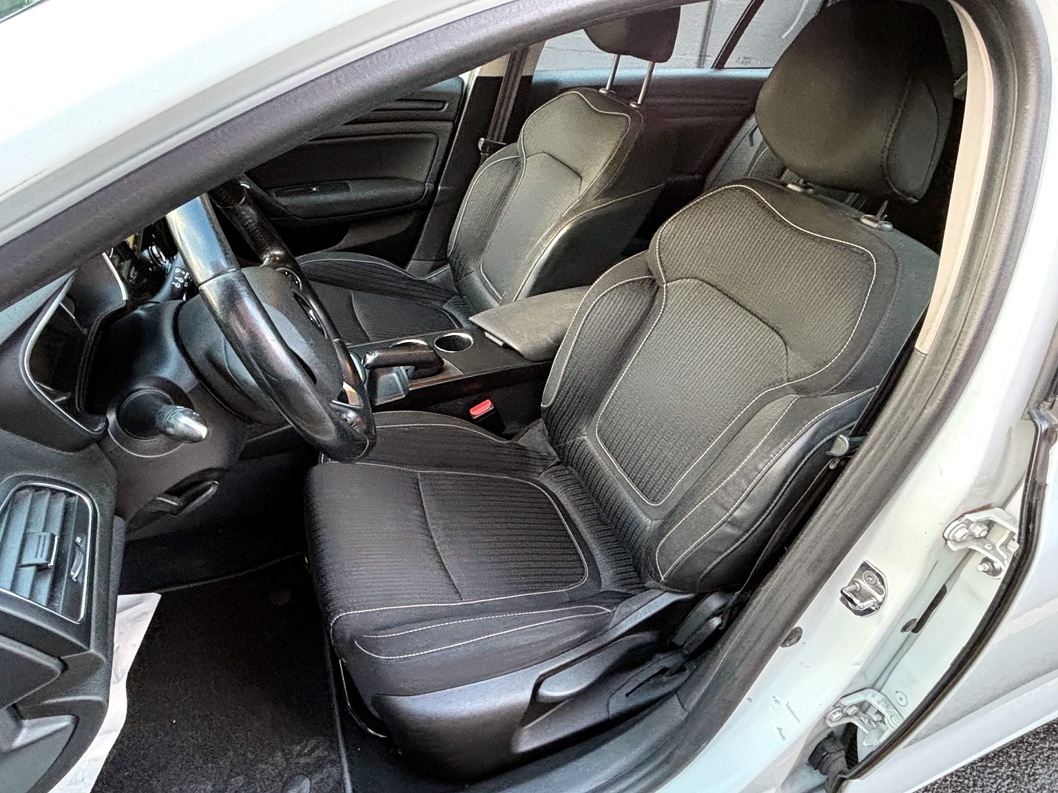 RENAULT Mégane 1.5 dCi Business EDC-image-5