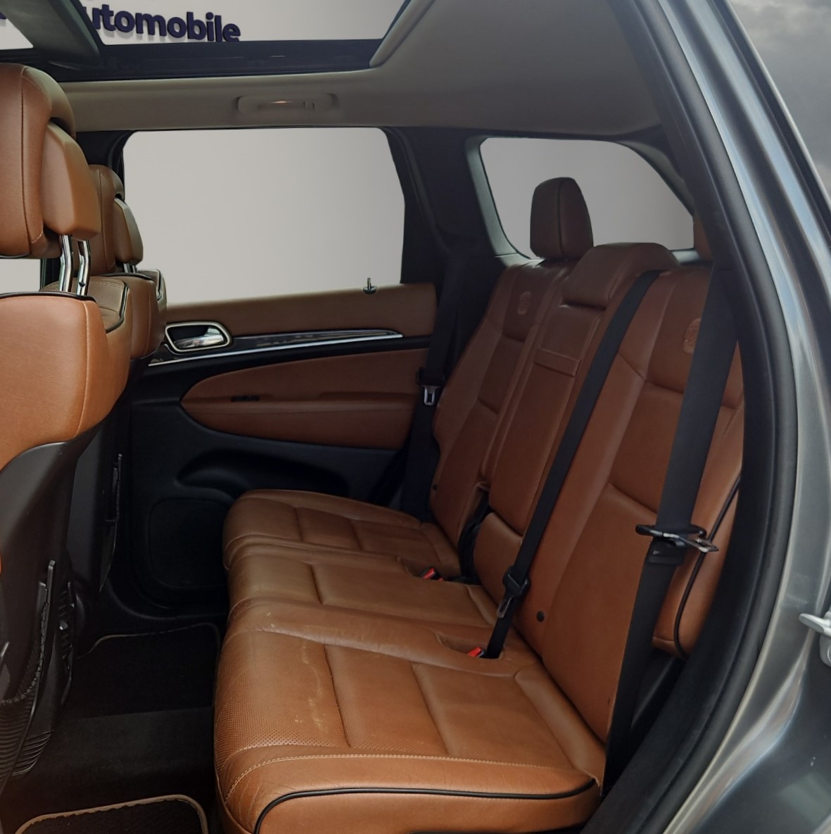 JEEP Grand Cherokee 3.0 CRD Overland Summit-image-13