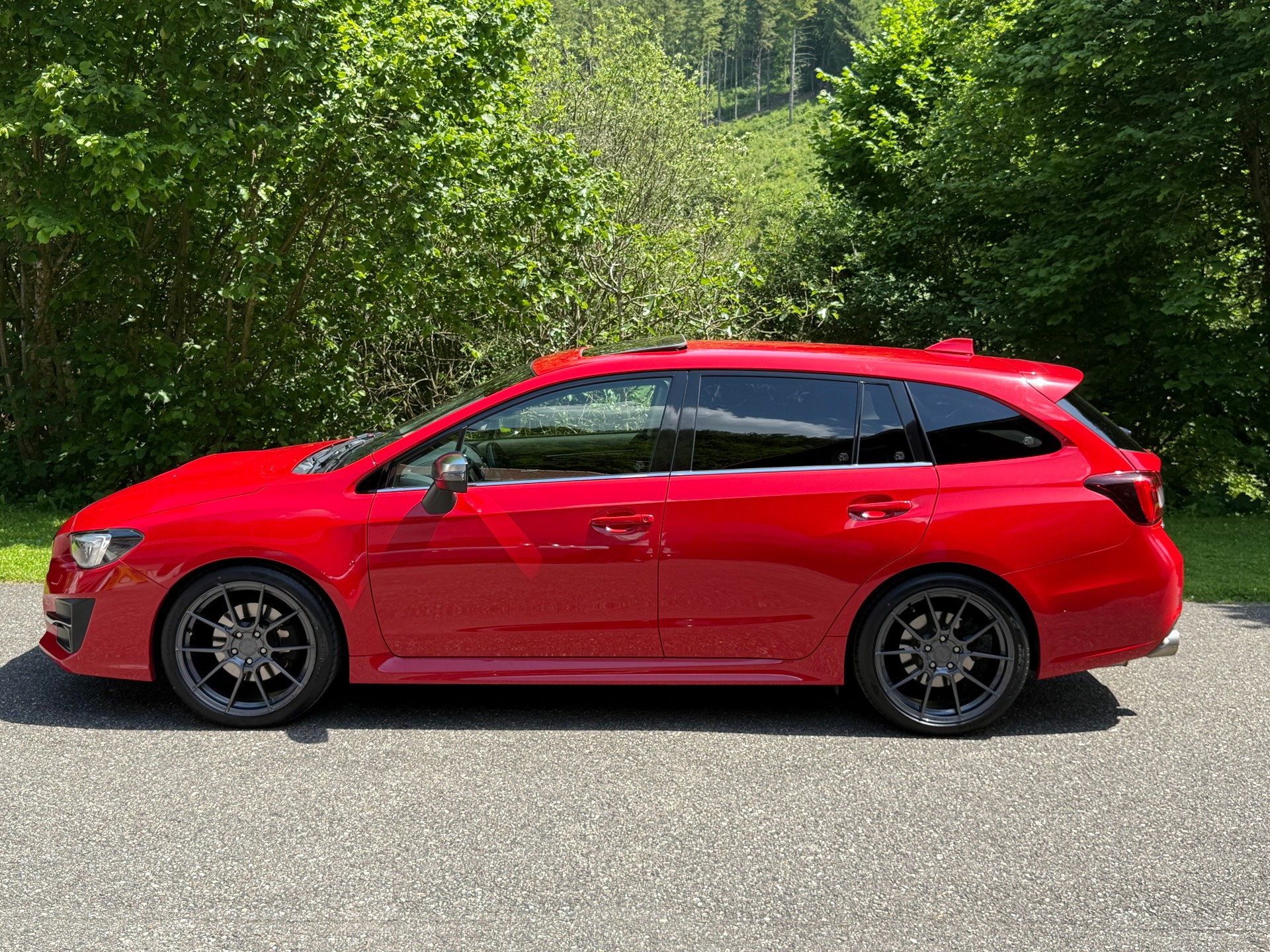 SUBARU Levorg 1.6DIT Luxury AWD Lineartronic-image-1