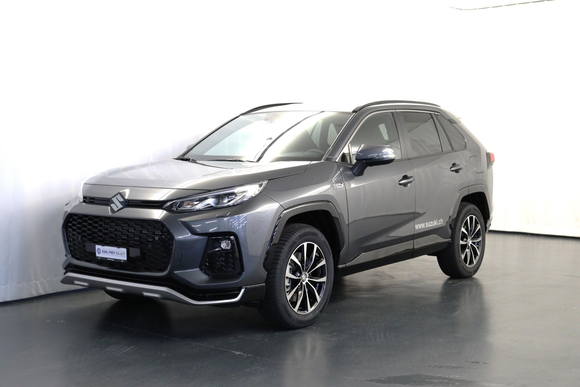 SUZUKI Across 2.5 PHEV Compact Top 4x4-showroom-element-1