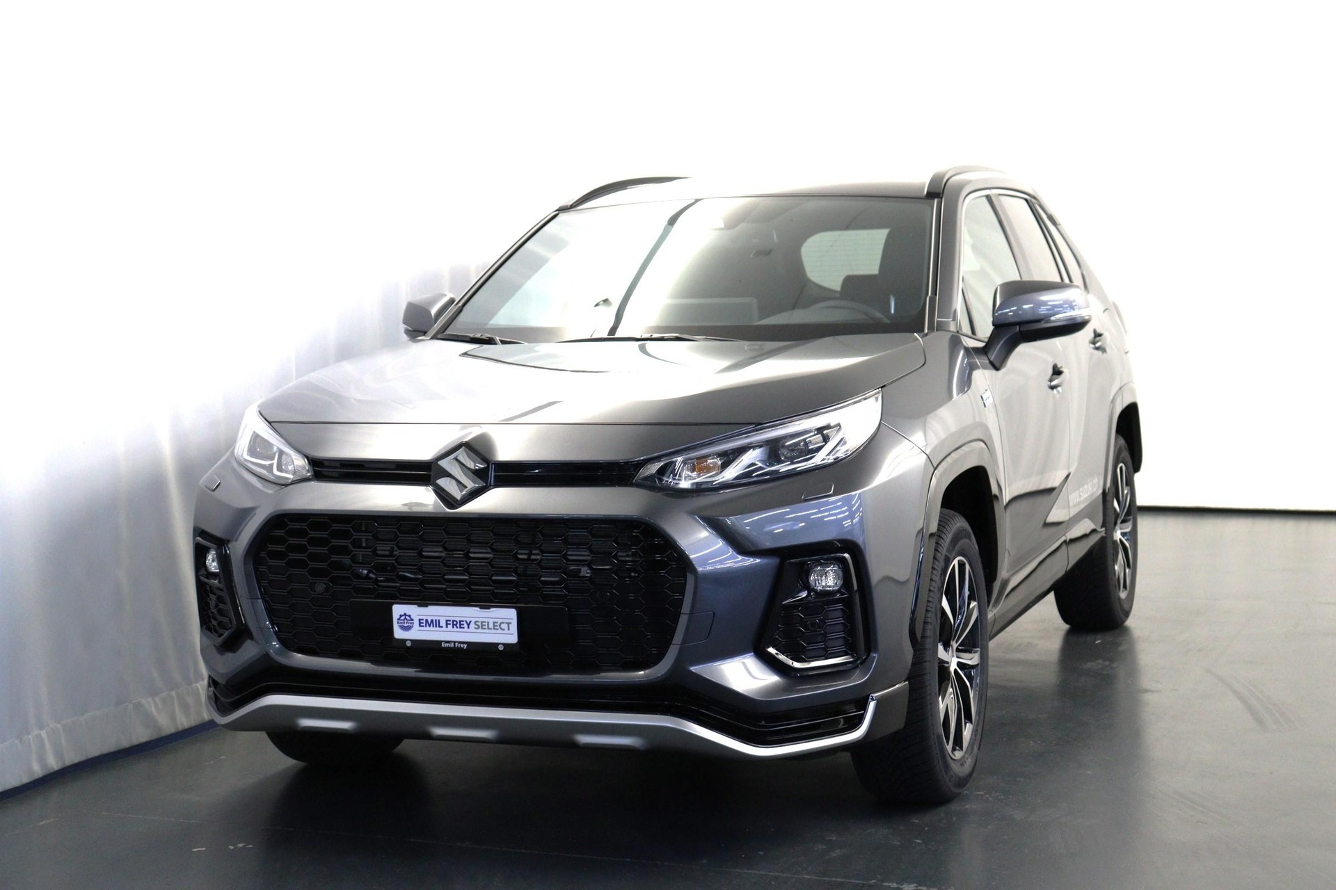 SUZUKI Across 2.5 PHEV Compact Top 4x4