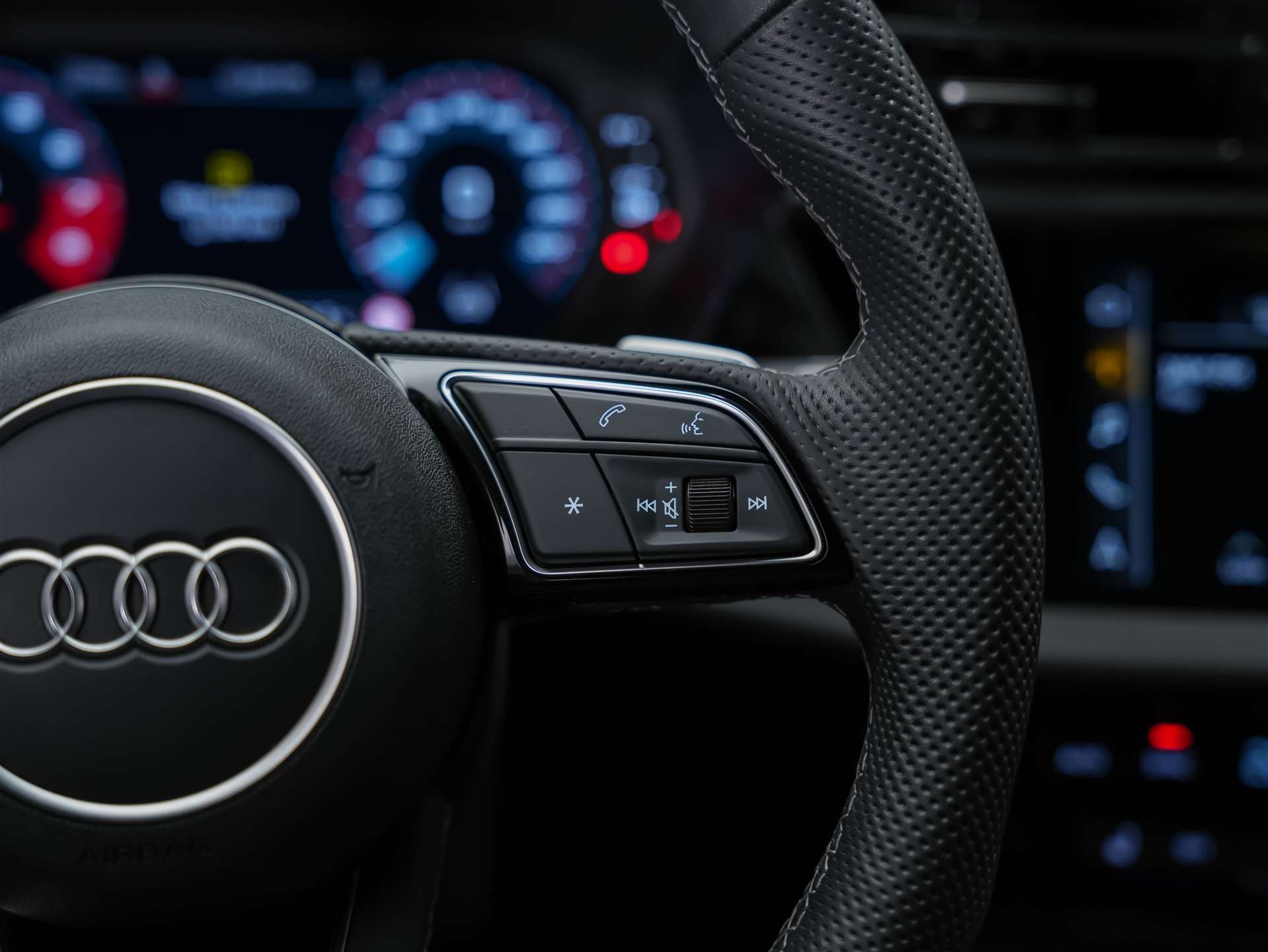 AUDI S3 Sportback TFSI quattro S-tronic *Werksgarantie*Abstandsregler*Parkassistent*-image-30