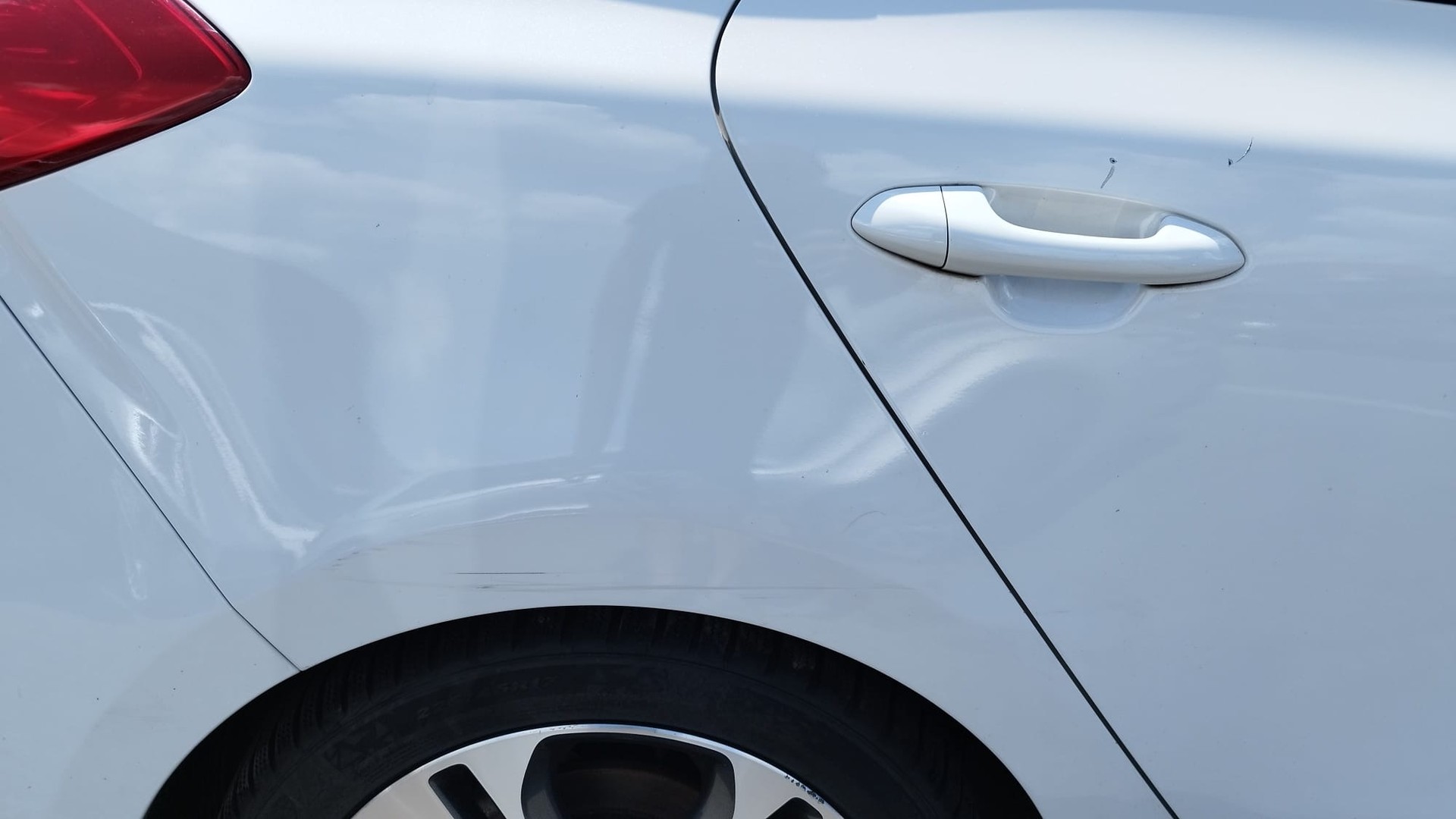 KIA Cee'd 1.6 CRDi GT-Line DCT-image-11