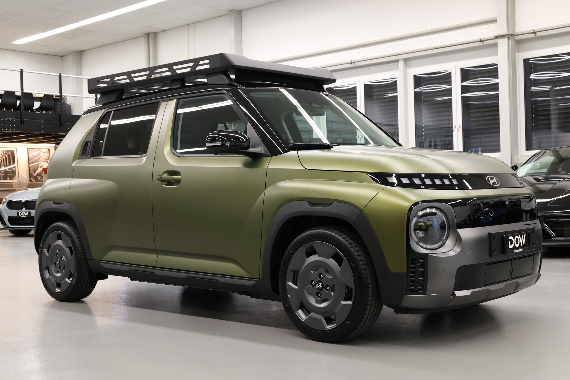 HYUNDAI Inster Electric Vertex Cross-showroom-element-1