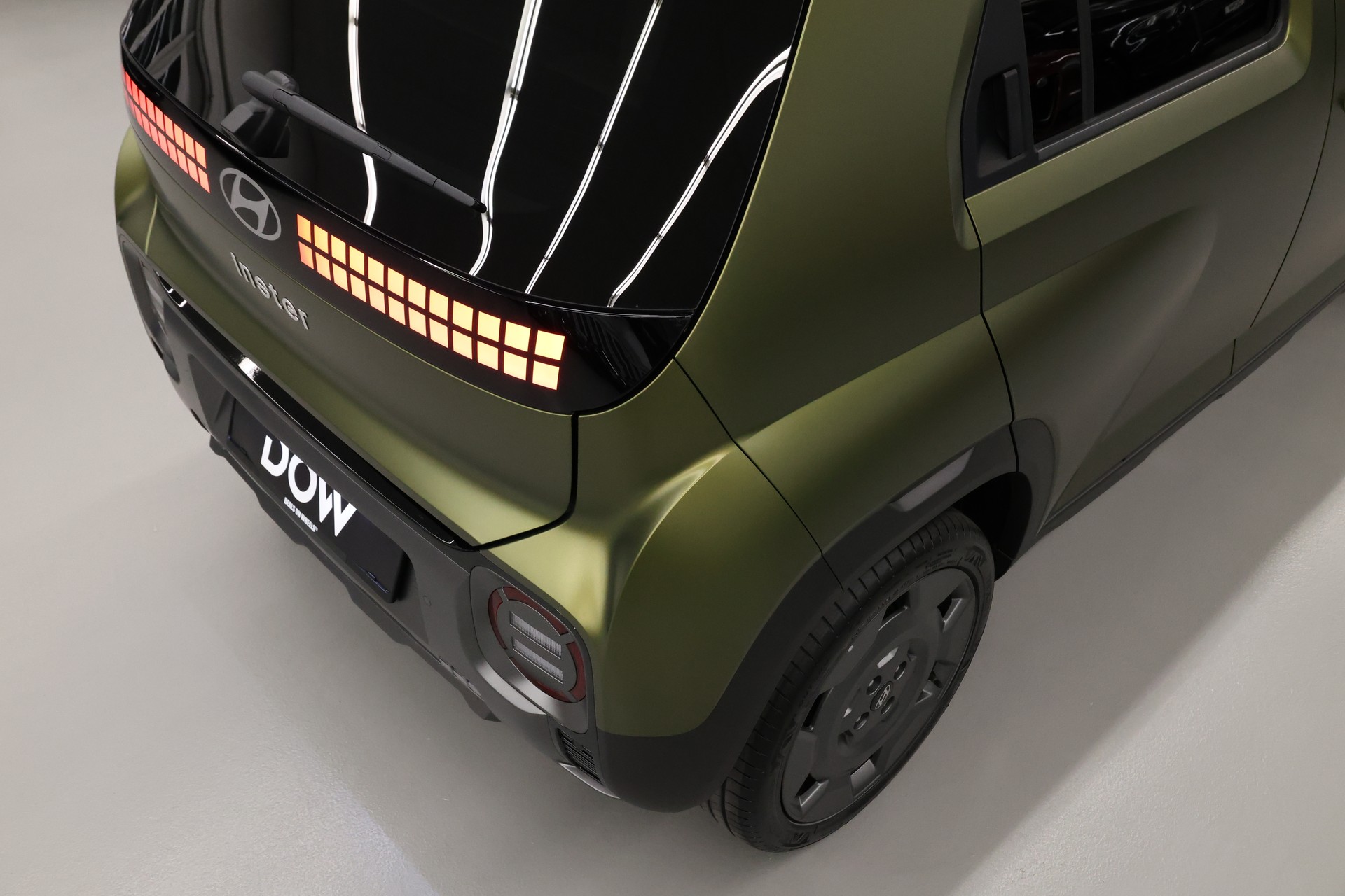 HYUNDAI Inster Electric Vertex Cross-image-9
