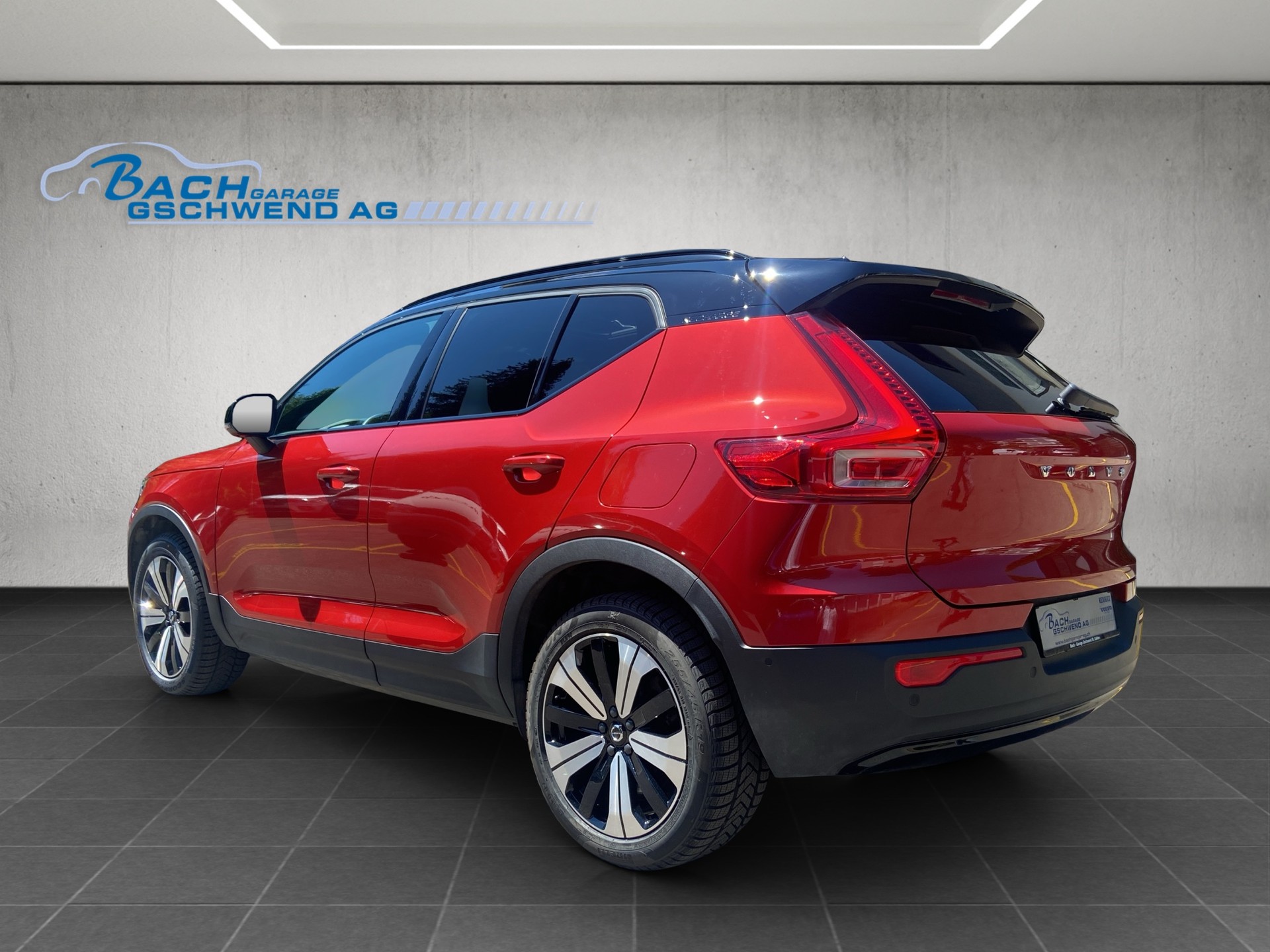VOLVO XC40 Recharge P8 Twin AWD Pure Electric Pro-image-4
