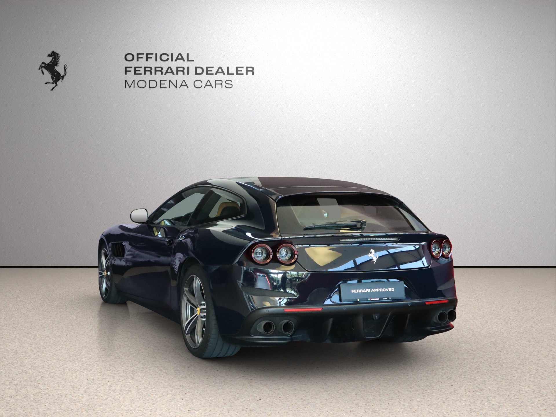 FERRARI GTC 4 Lusso-image-10