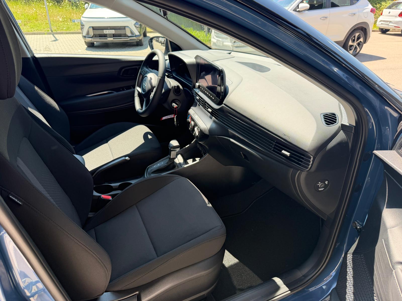 HYUNDAI i20 1.0 T-GDi Amplia DCT-image-9