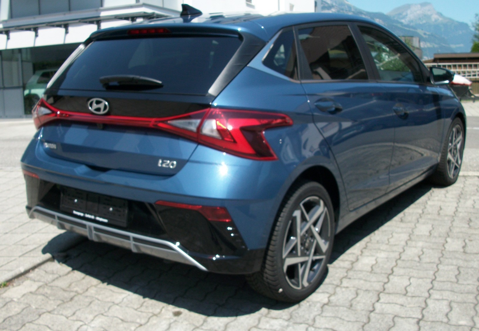 HYUNDAI i20 1.0 T-GDi Vertex DCT-showroom-element-3