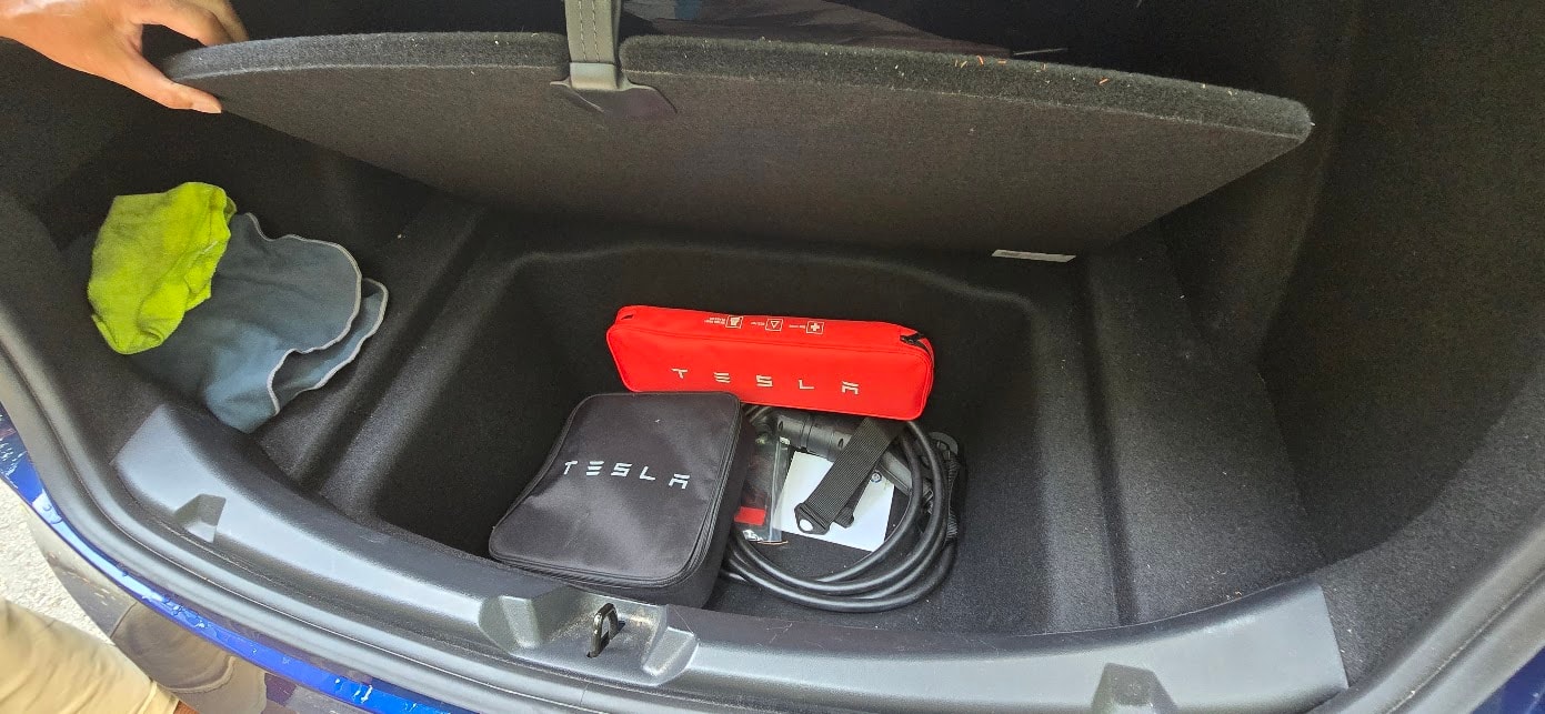 TESLA Performance D *Facelift-image-8