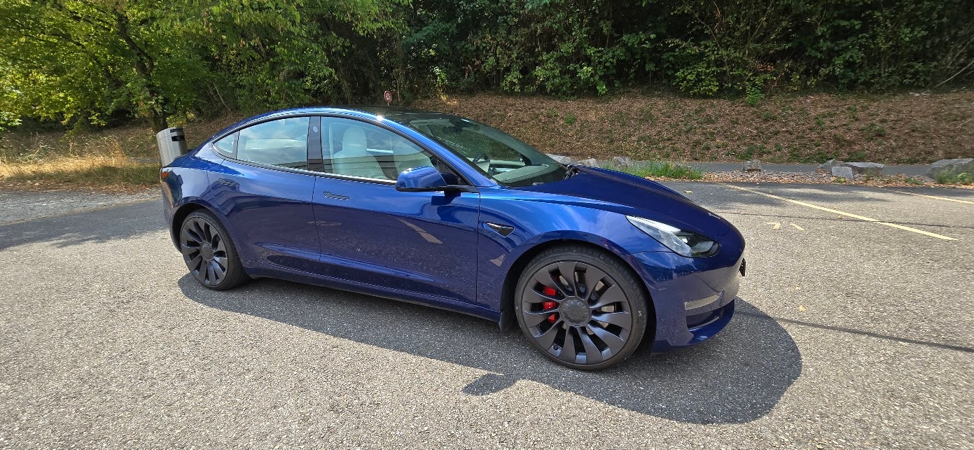 TESLA Performance D *Facelift
