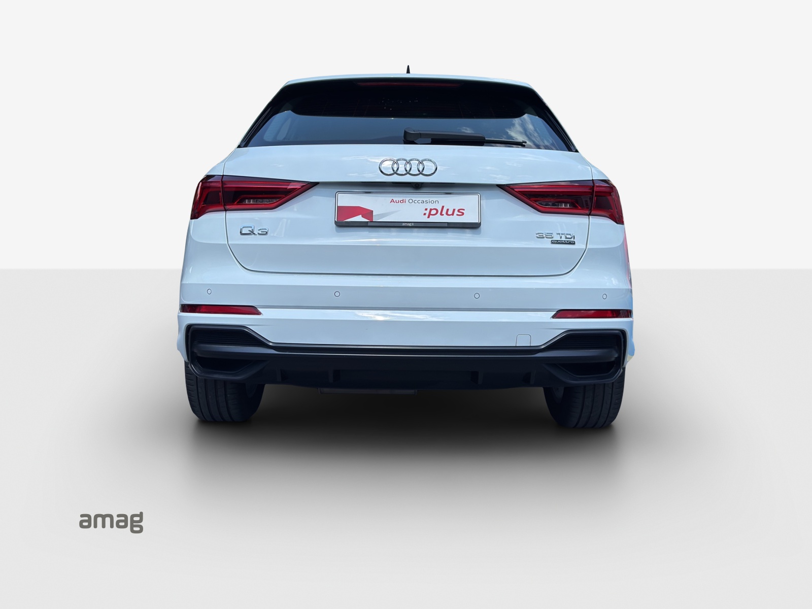 AUDI Q3 35 TDI S line quattro S-tronic-showroom-element-3