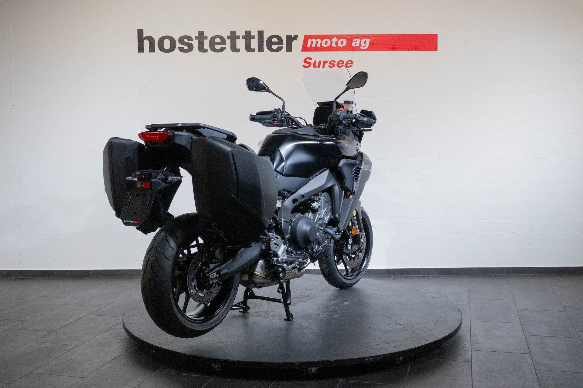 YAMAHA Tracer 9 GT-showroom-element-3