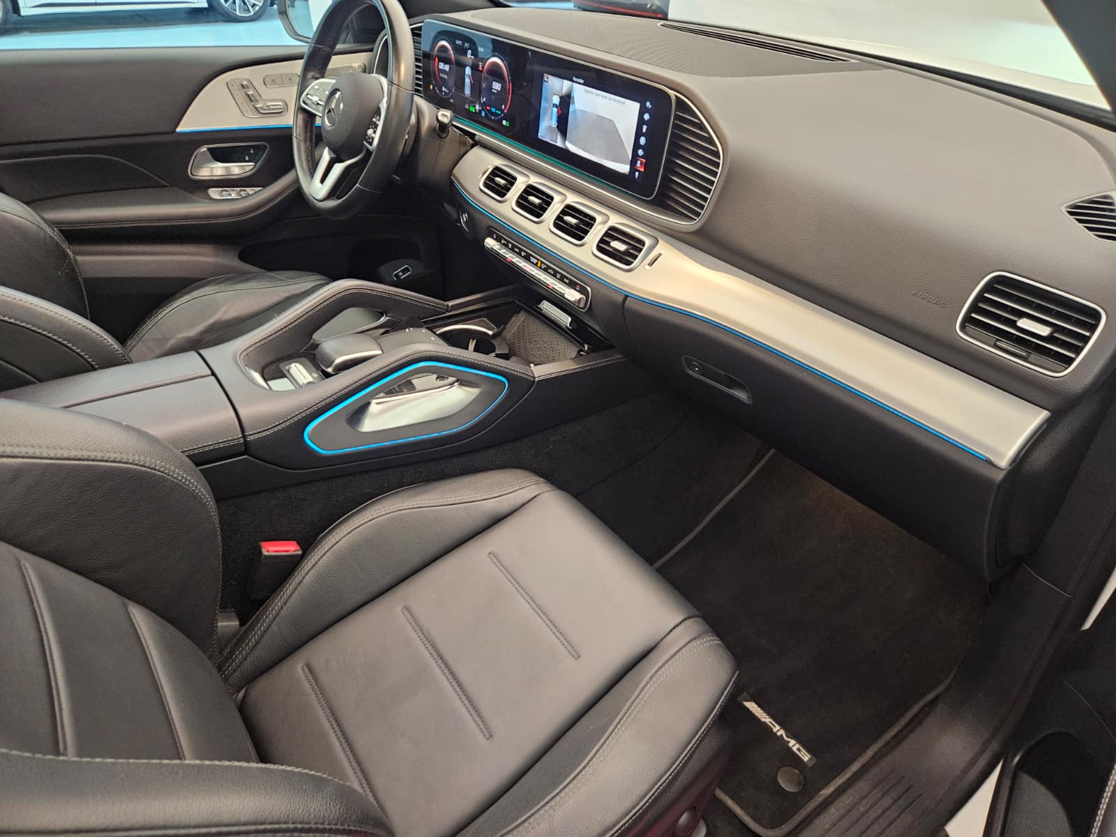 MERCEDES-BENZ GLE 580 4Matic AMG Line 9G-Tronic-image-12