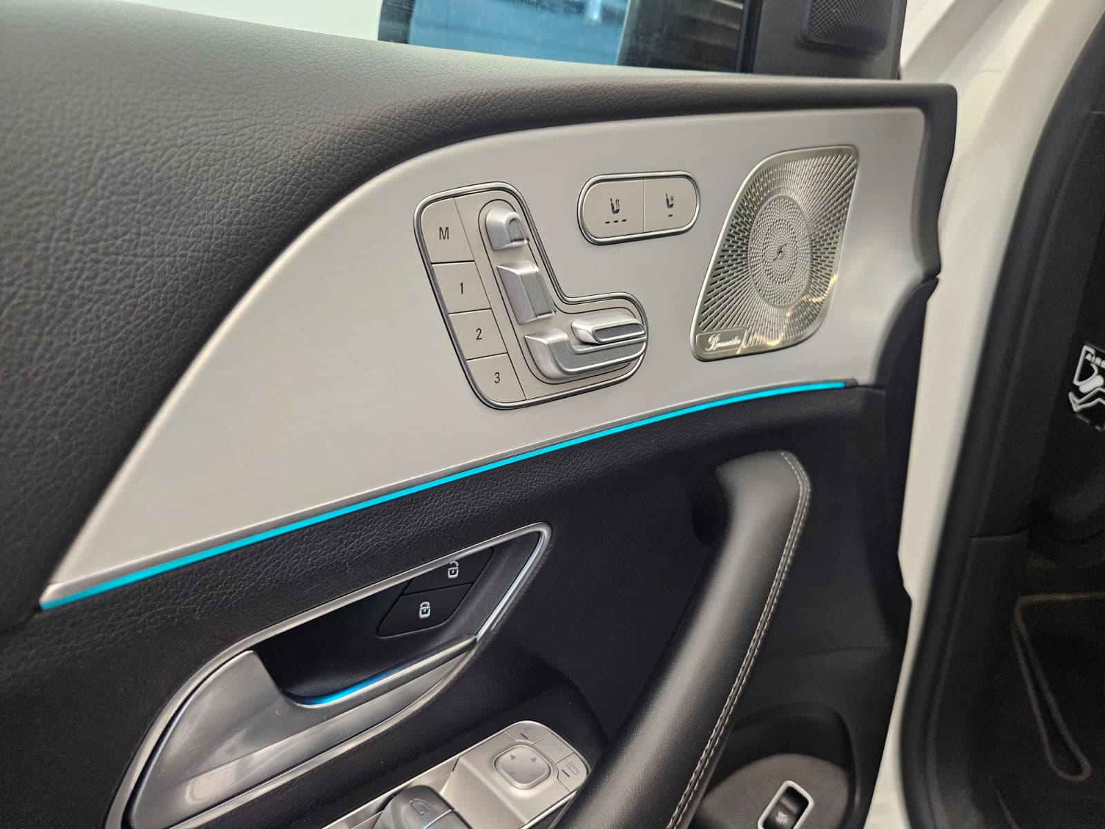 MERCEDES-BENZ GLE 580 4Matic AMG Line 9G-Tronic-image-11