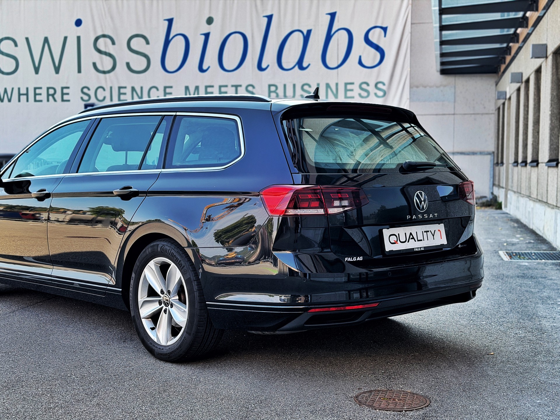 VW Passat 2.0 TDI BMT Business 4Motion DSG-image-9